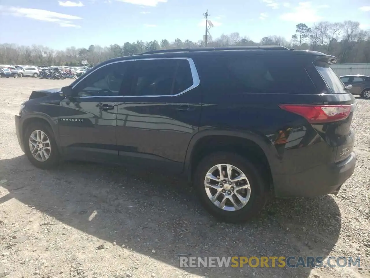 2 Photograph of a damaged car 1GNERGKW0LJ269806 CHEVROLET TRAVERSE 2020