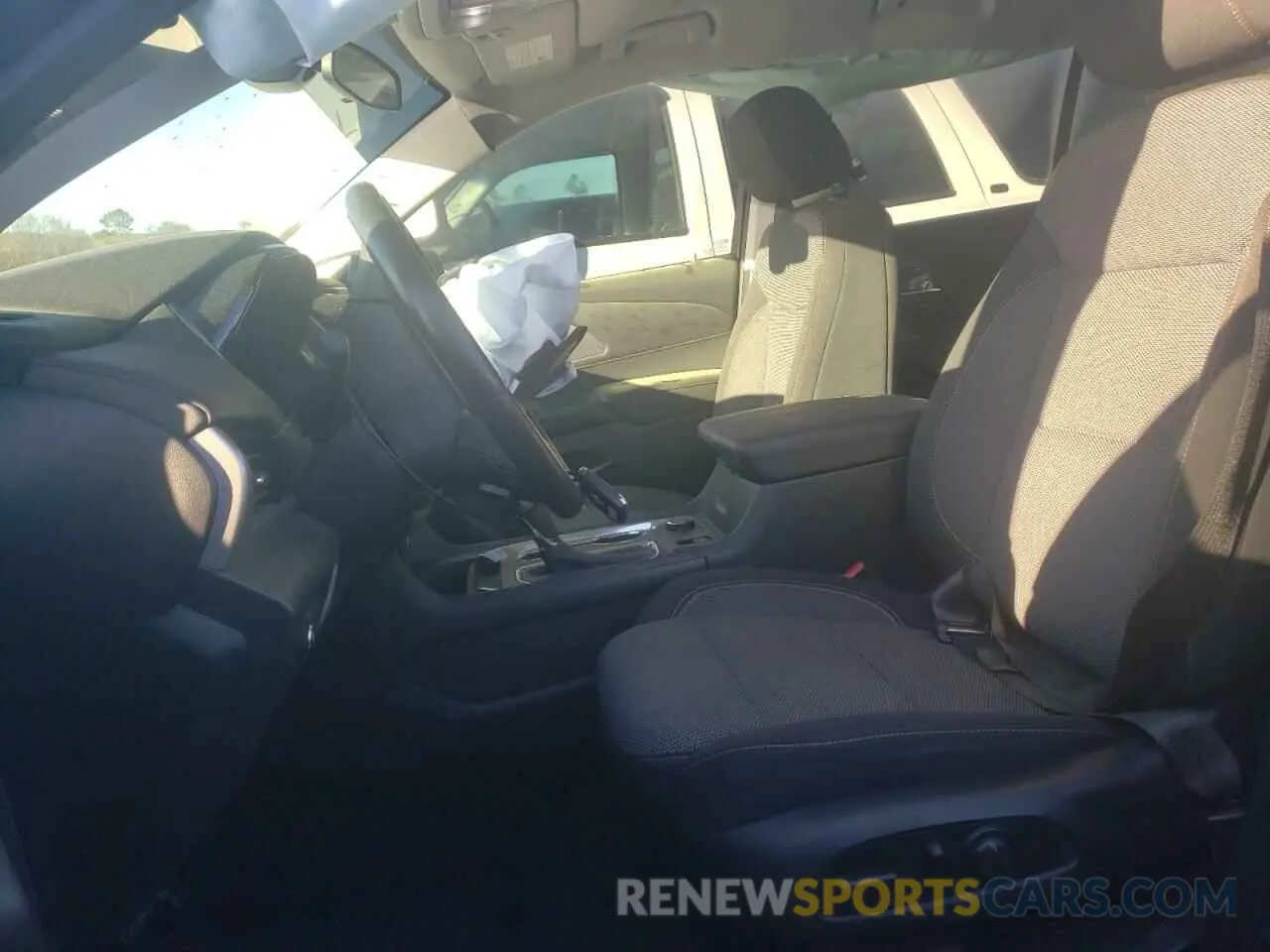7 Photograph of a damaged car 1GNERGKW0LJ269806 CHEVROLET TRAVERSE 2020