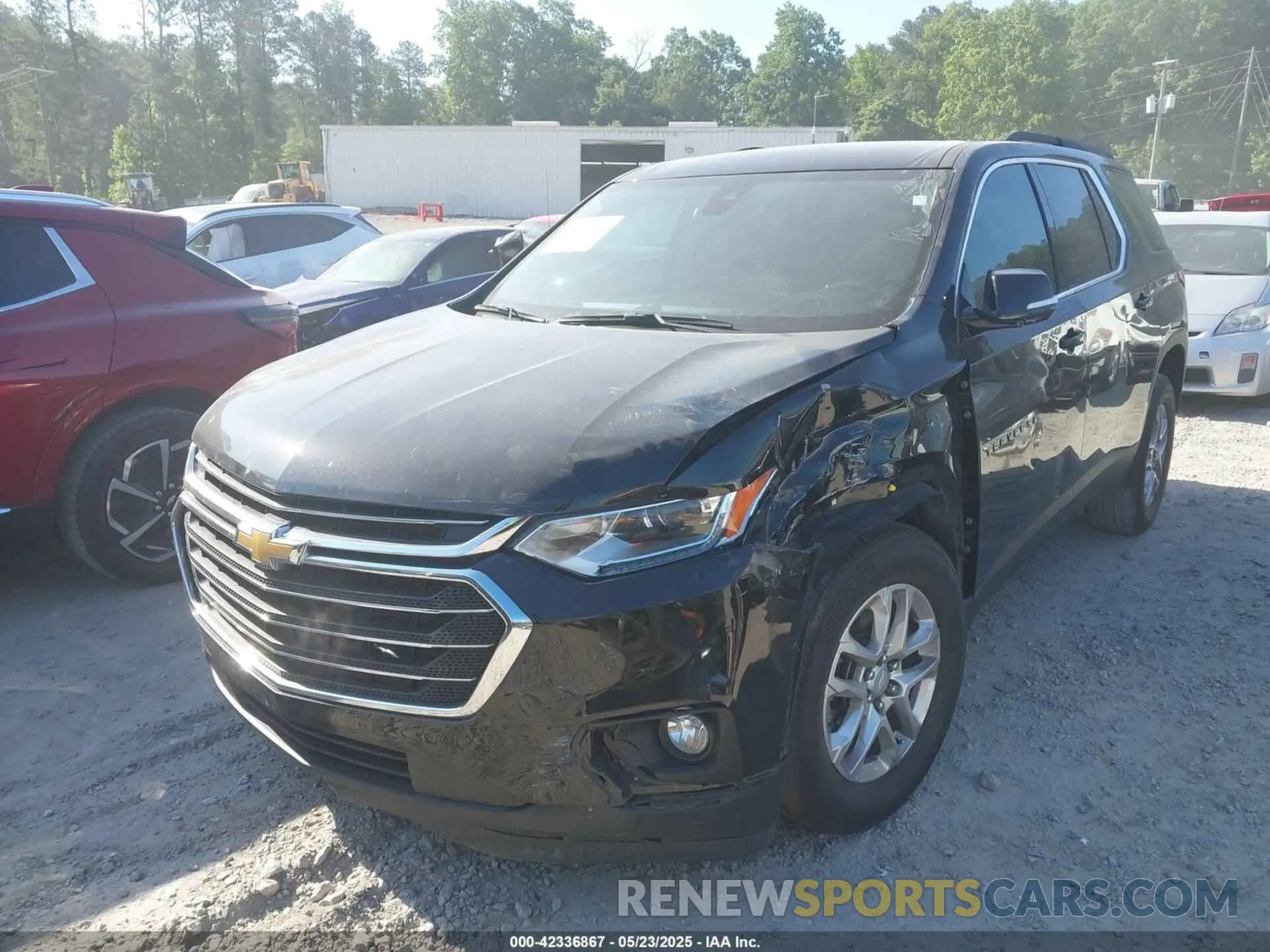2 Photograph of a damaged car 1GNERGKW0LJ305039 CHEVROLET TRAVERSE 2020