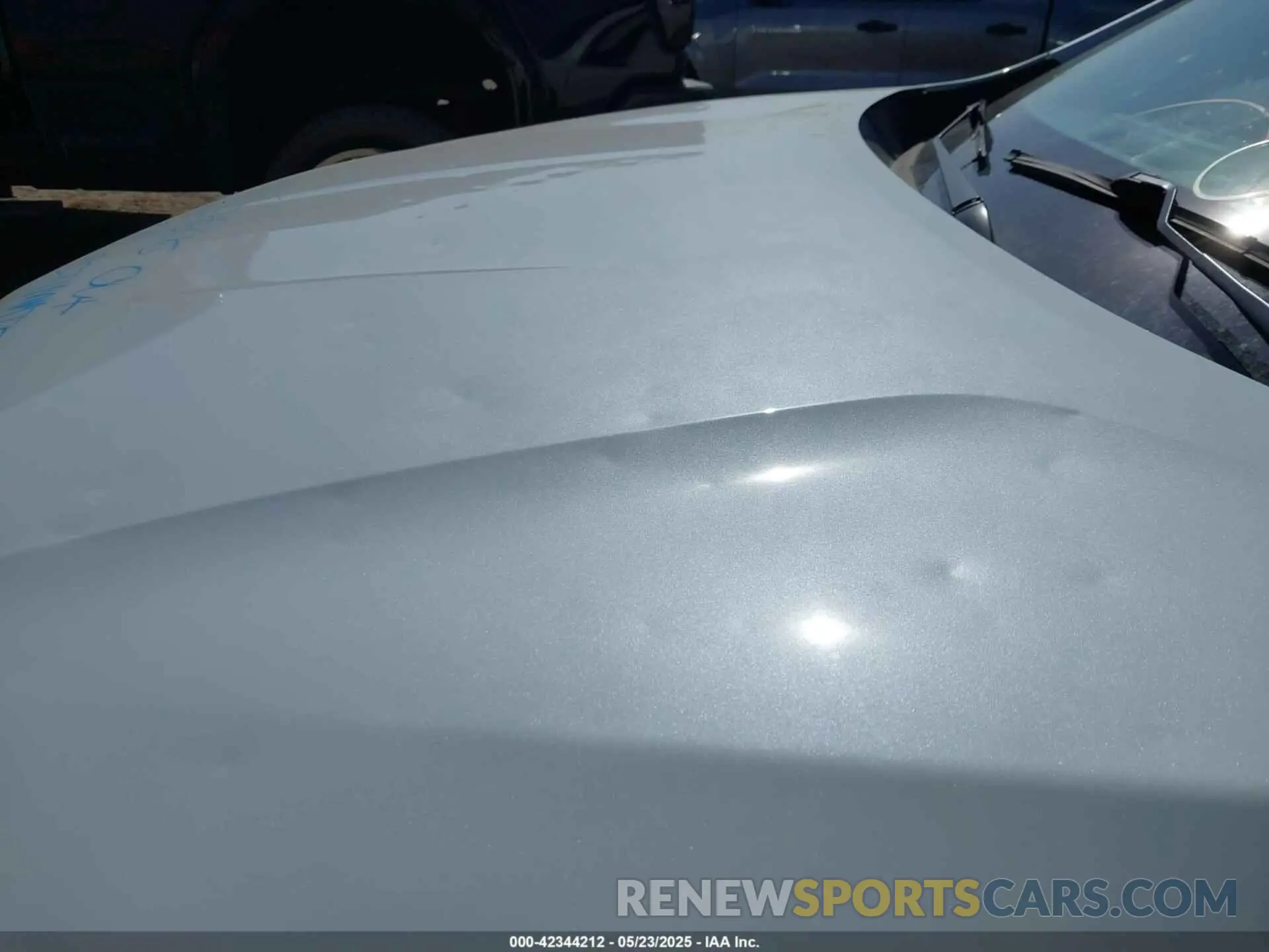 6 Photograph of a damaged car 1GNERGKW0LJ313013 CHEVROLET TRAVERSE 2020