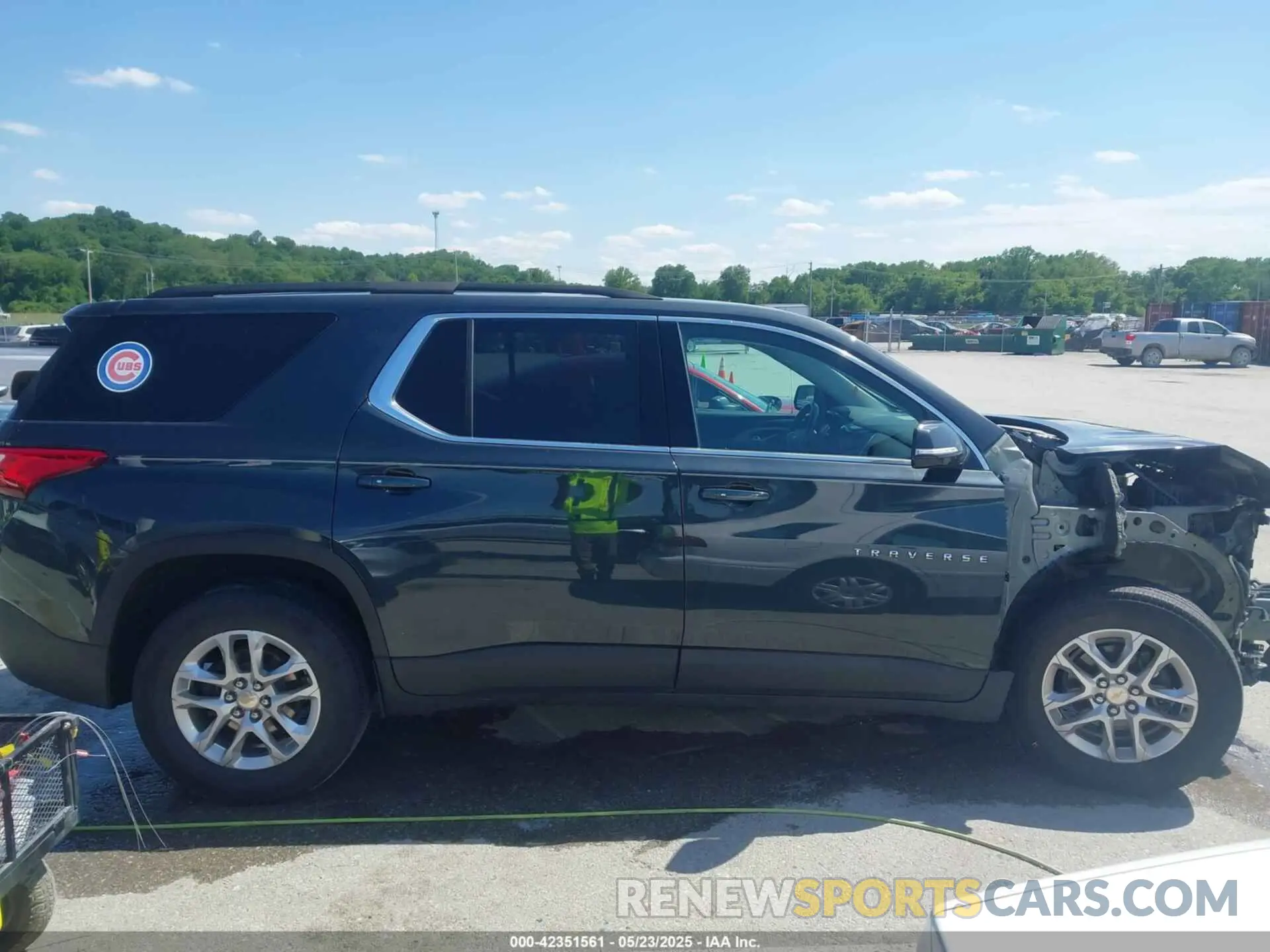 14 Photograph of a damaged car 1GNERGKW1LJ111250 CHEVROLET TRAVERSE 2020