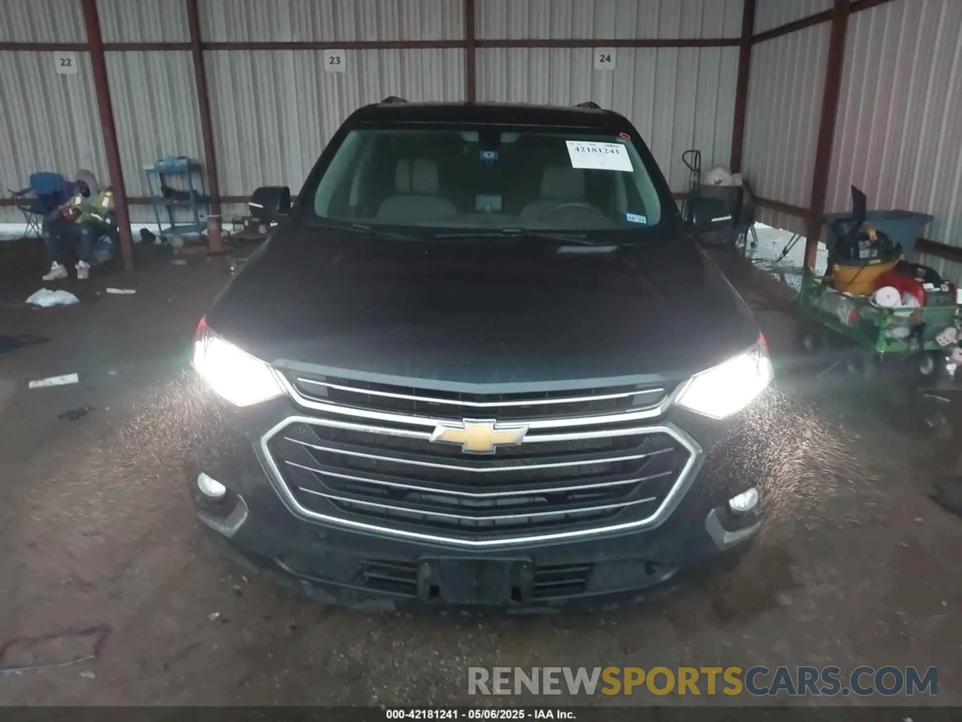 12 Photograph of a damaged car 1GNERGKW1LJ206682 CHEVROLET TRAVERSE 2020