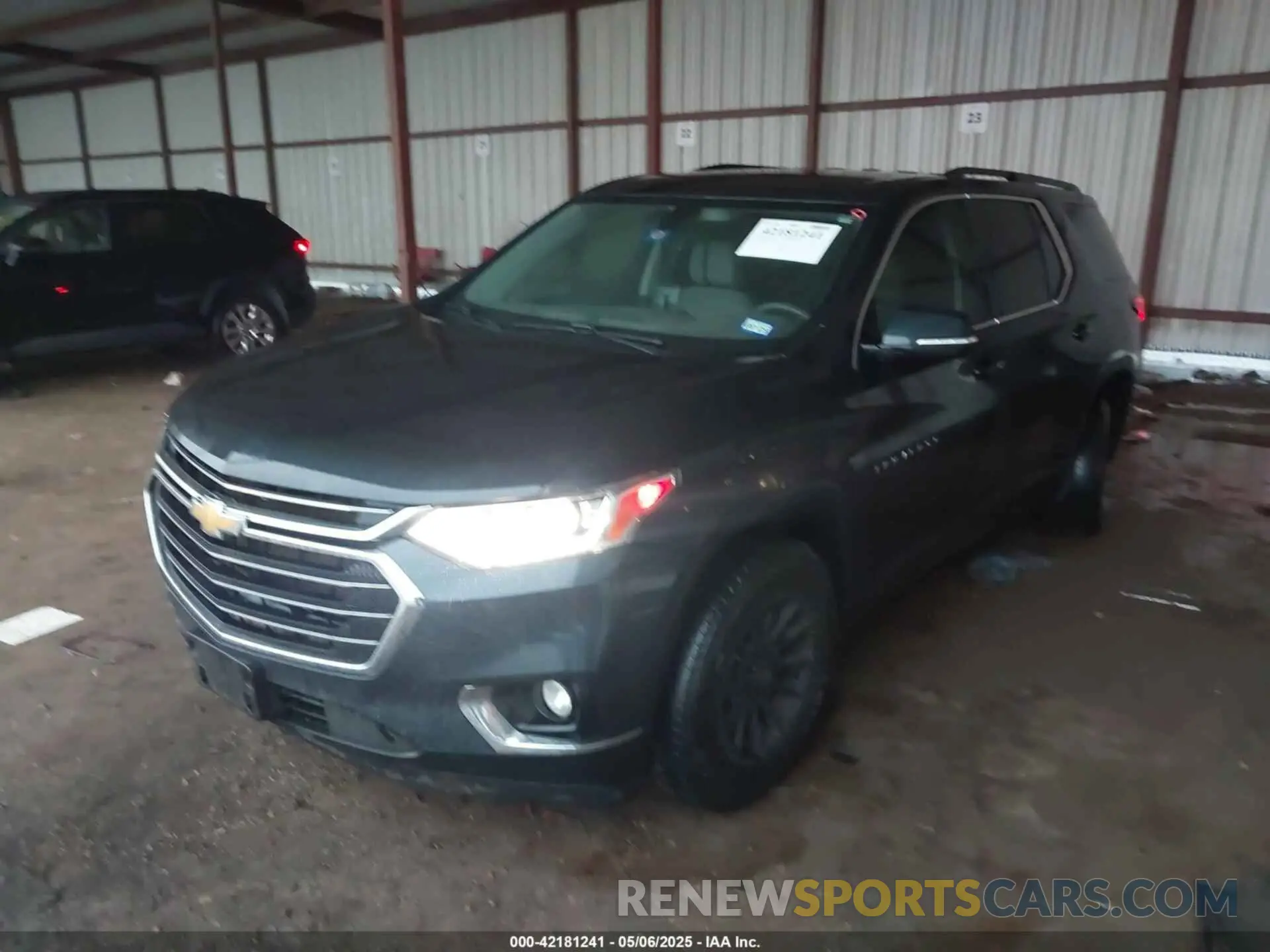 2 Photograph of a damaged car 1GNERGKW1LJ206682 CHEVROLET TRAVERSE 2020