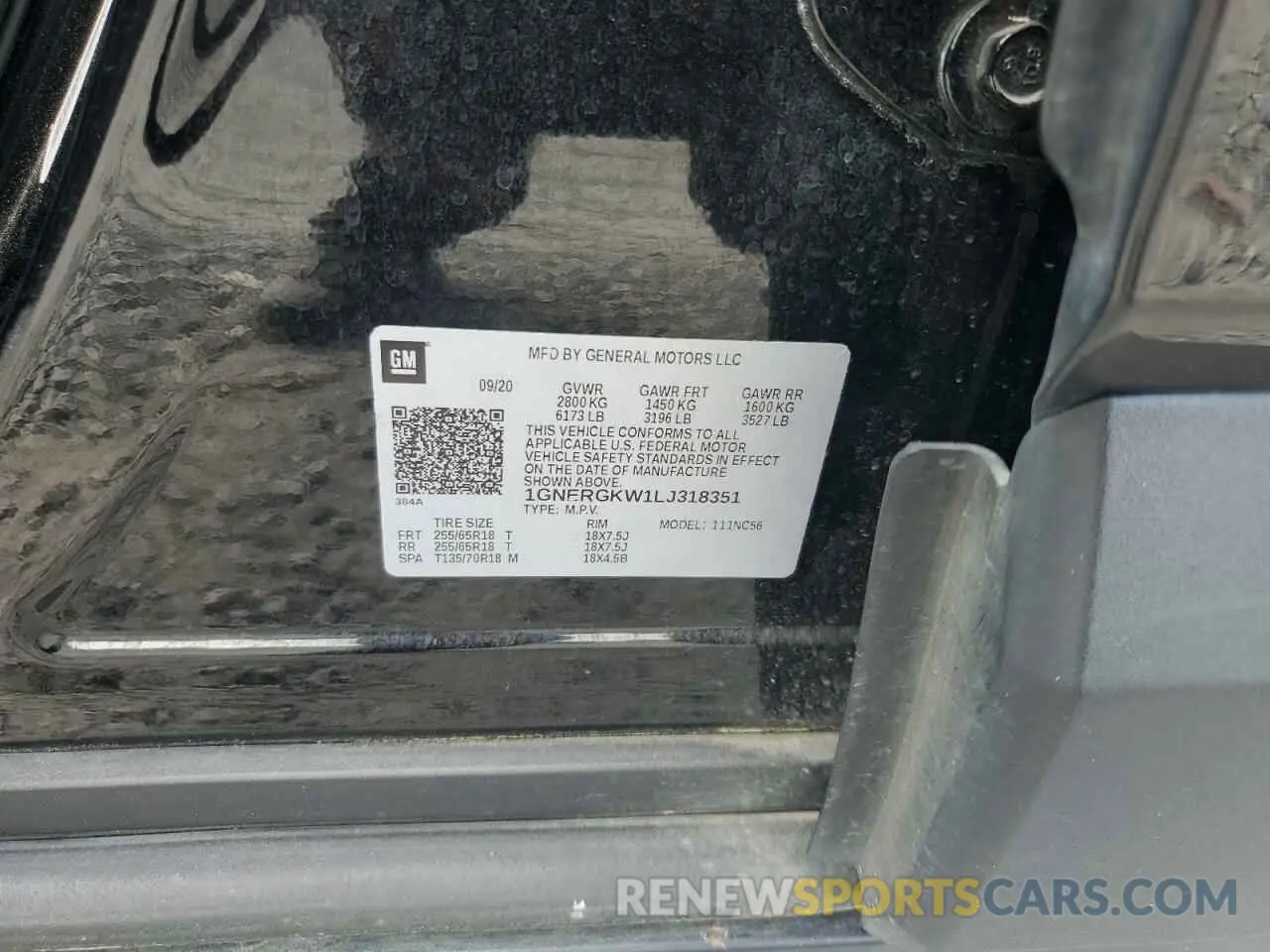 13 Photograph of a damaged car 1GNERGKW1LJ318351 CHEVROLET TRAVERSE 2020