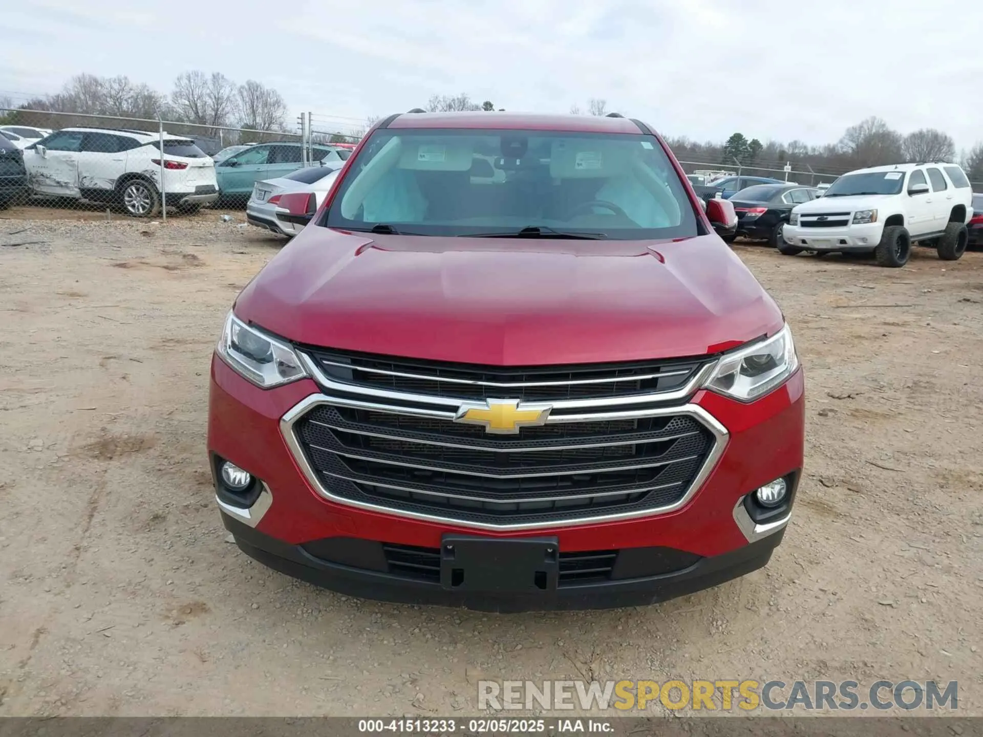 12 Photograph of a damaged car 1GNERGKW2LJ146153 CHEVROLET TRAVERSE 2020