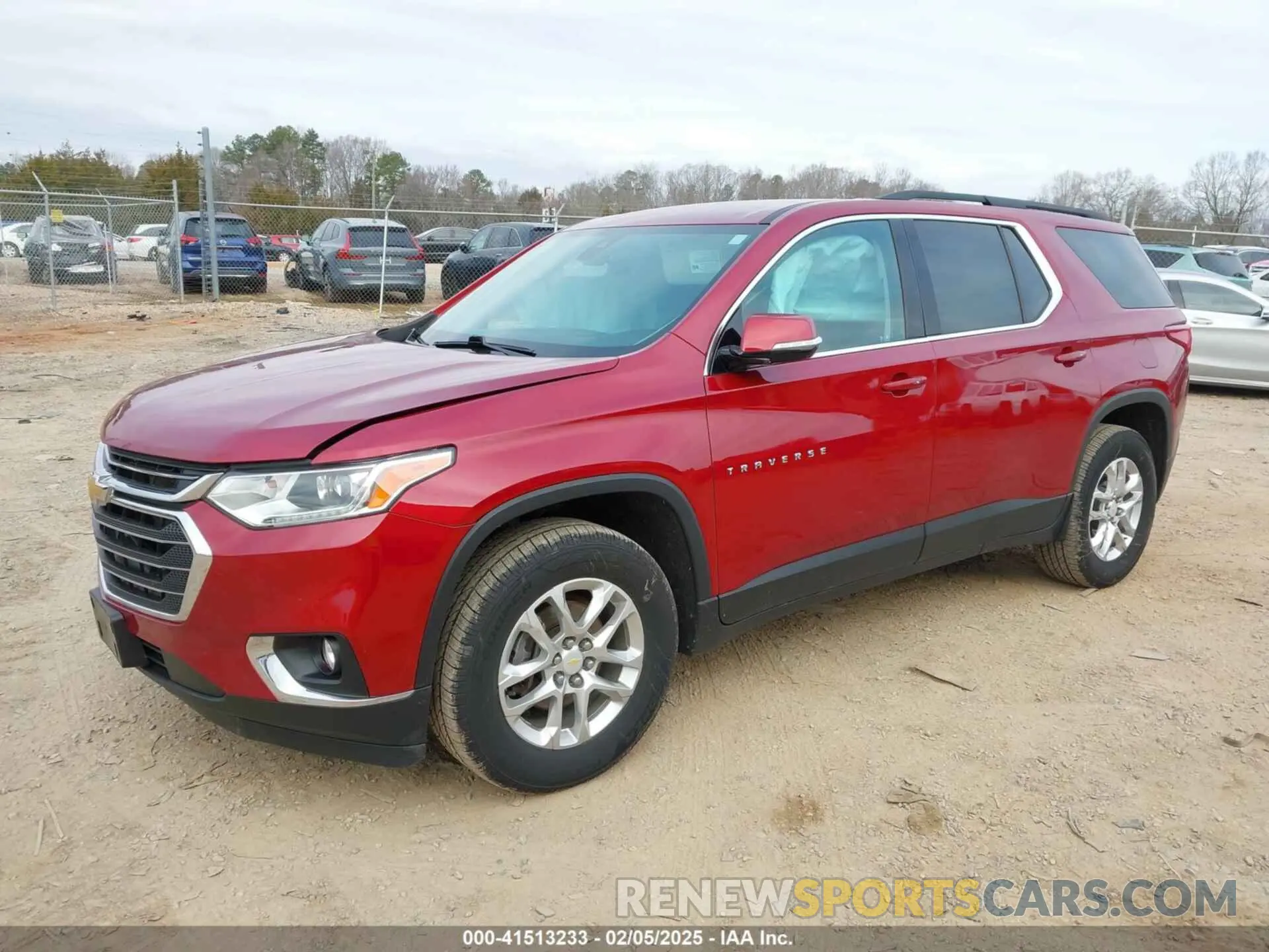 2 Photograph of a damaged car 1GNERGKW2LJ146153 CHEVROLET TRAVERSE 2020