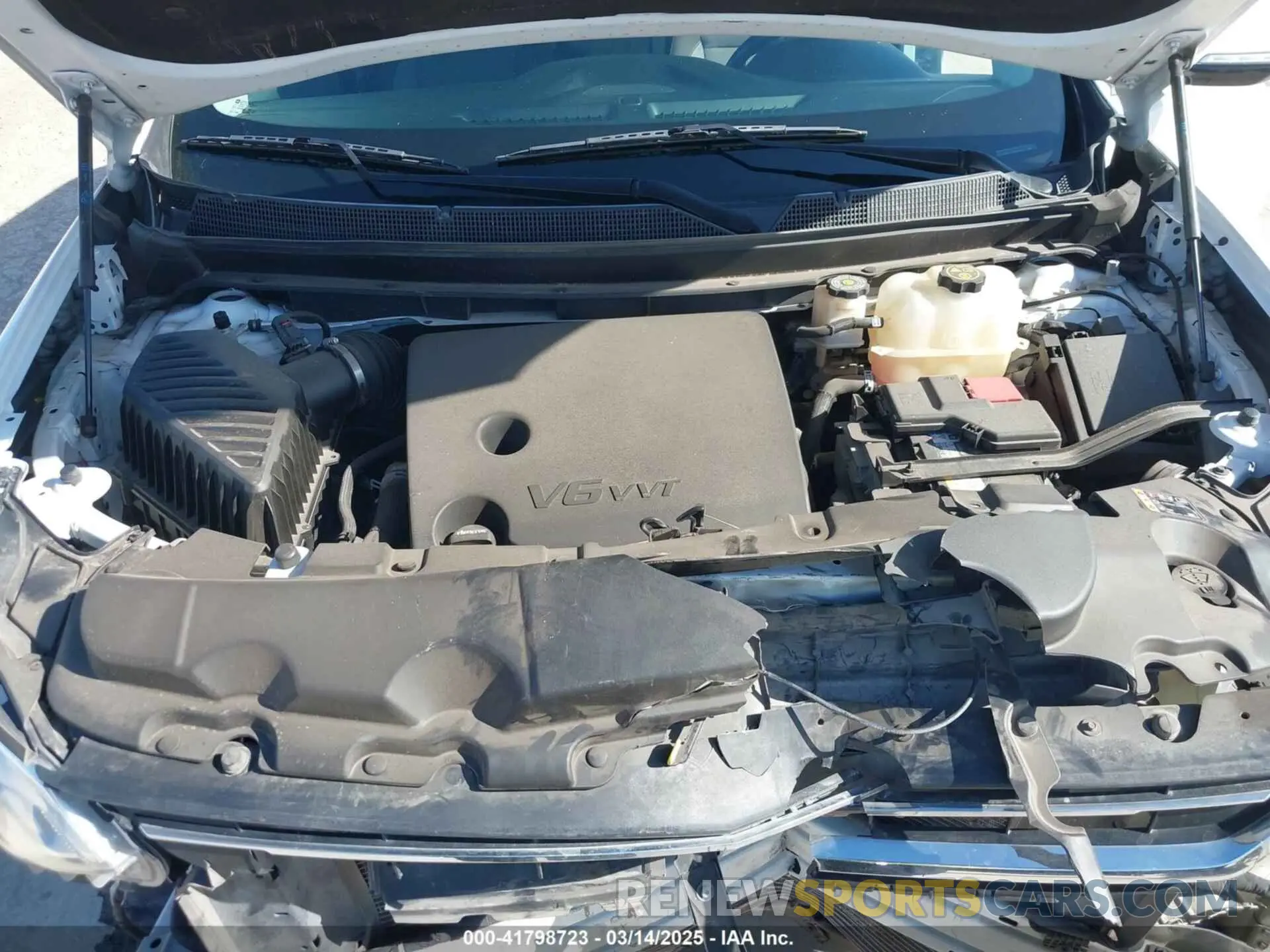 10 Photograph of a damaged car 1GNERGKW2LJ152910 CHEVROLET TRAVERSE 2020