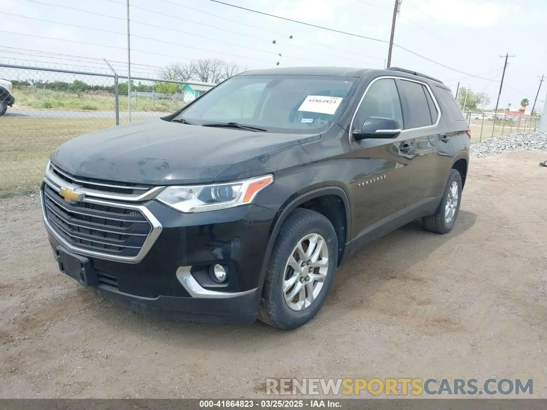 2 Photograph of a damaged car 1GNERGKW2LJ174518 CHEVROLET TRAVERSE 2020