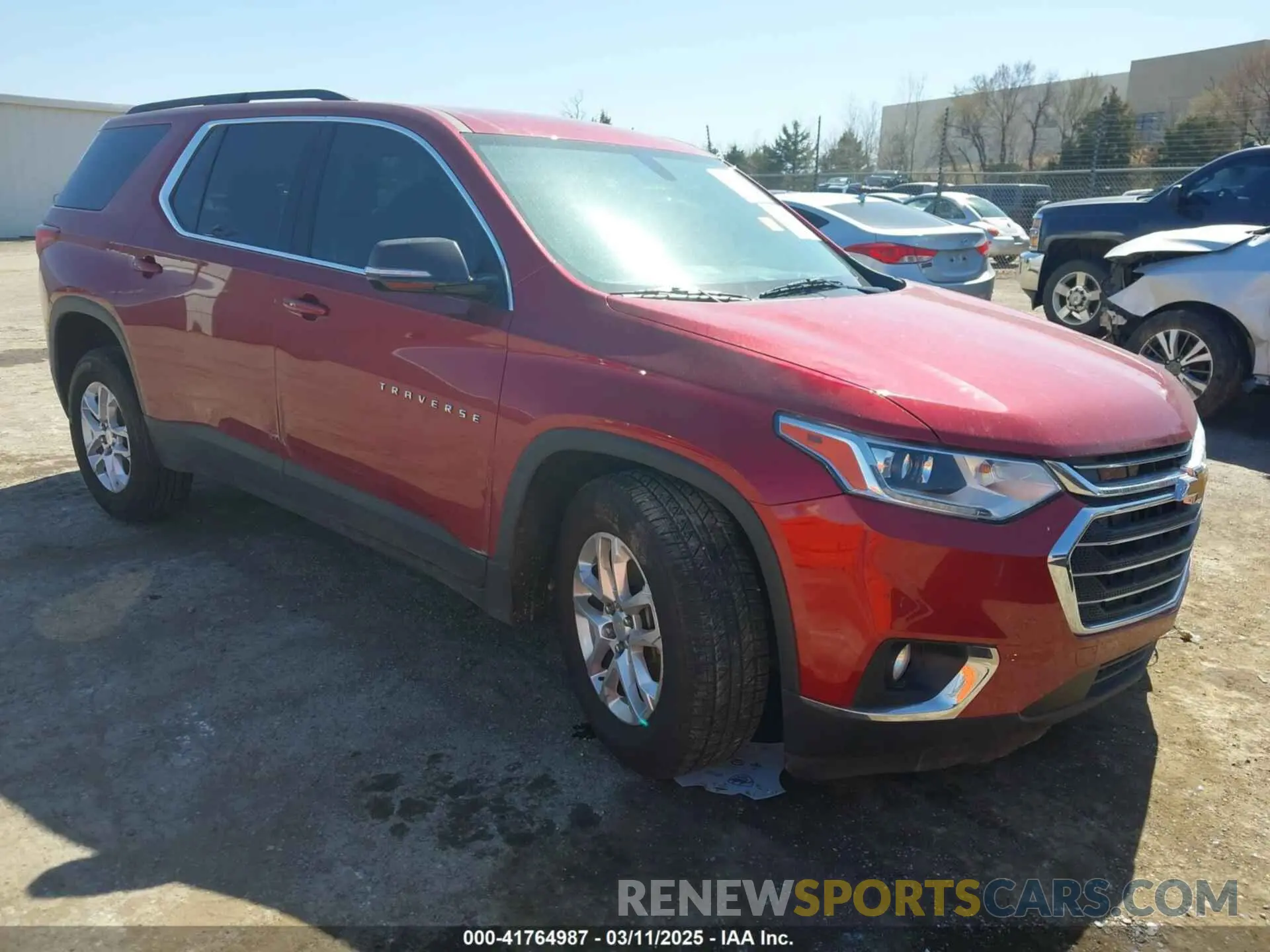 1 Photograph of a damaged car 1GNERGKW2LJ210773 CHEVROLET TRAVERSE 2020