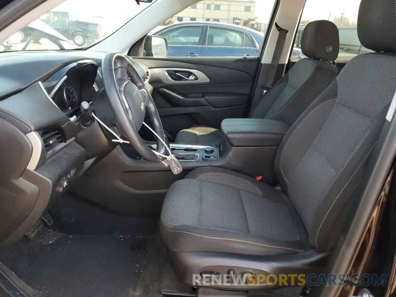 7 Photograph of a damaged car 1GNERGKW2LJ253946 CHEVROLET TRAVERSE 2020