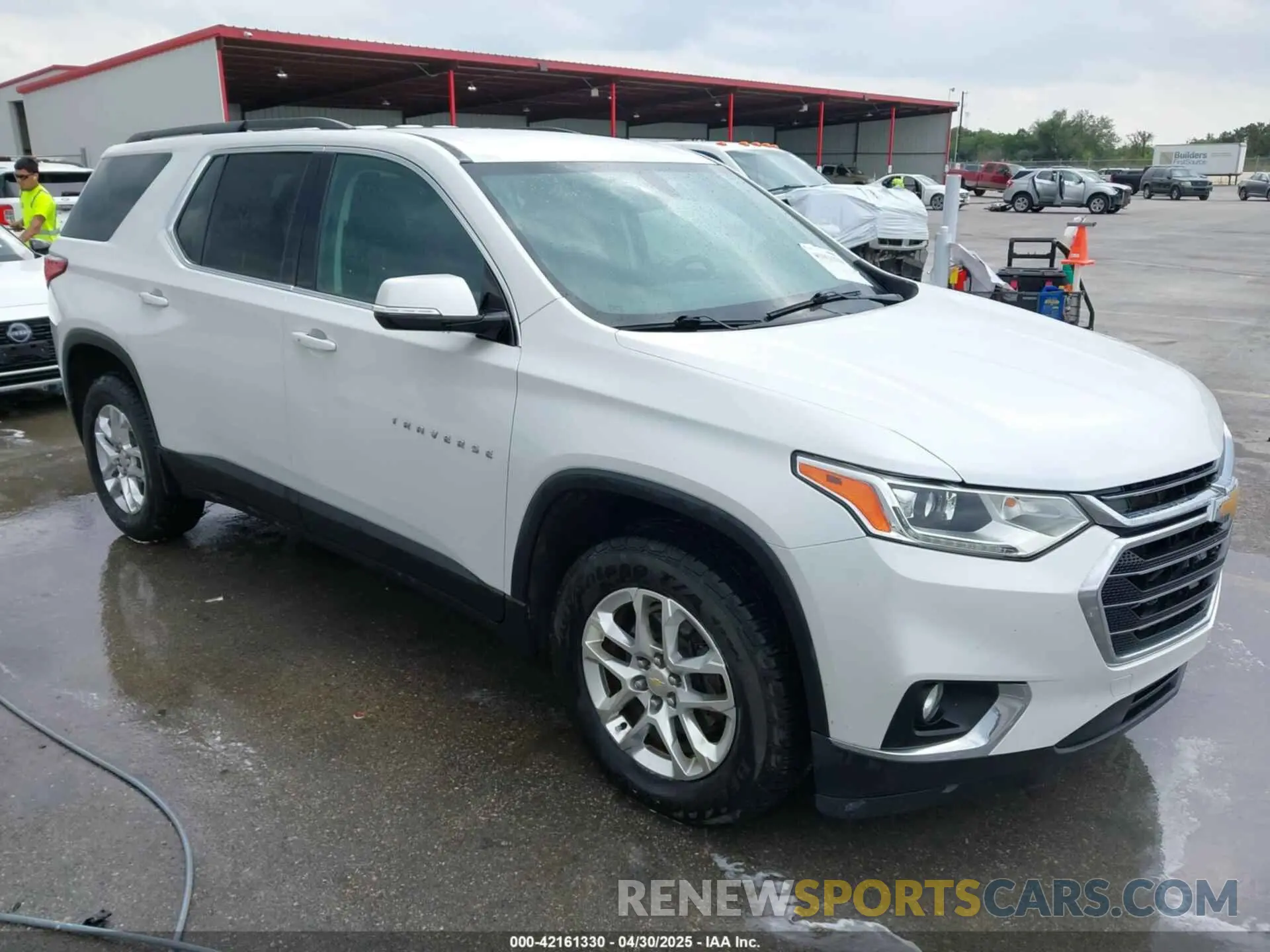 1 Photograph of a damaged car 1GNERGKW3LJ127398 CHEVROLET TRAVERSE 2020