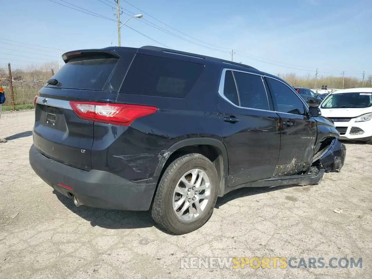3 Photograph of a damaged car 1GNERGKW3LJ158327 CHEVROLET TRAVERSE 2020