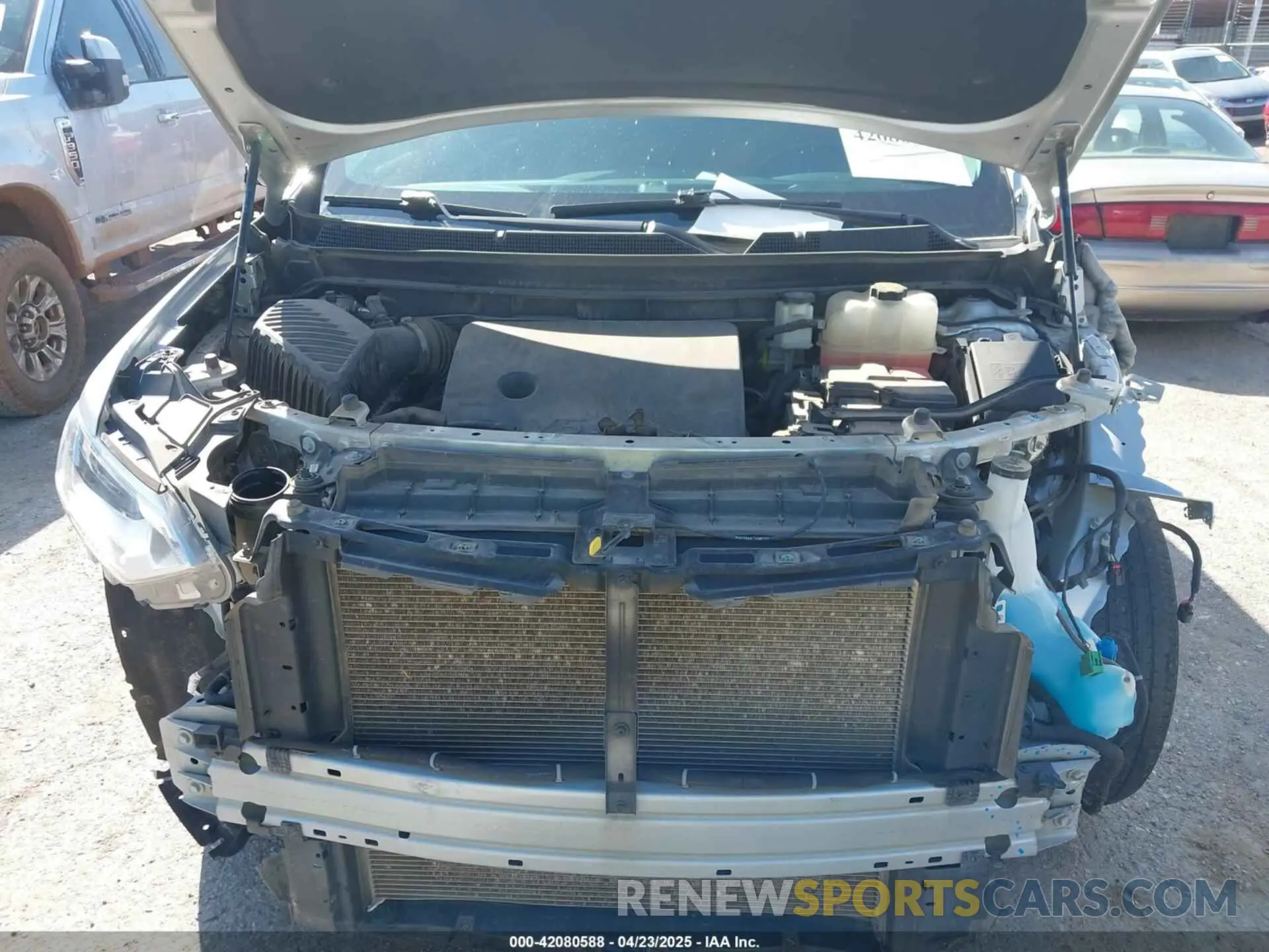 10 Photograph of a damaged car 1GNERGKW3LJ177069 CHEVROLET TRAVERSE 2020