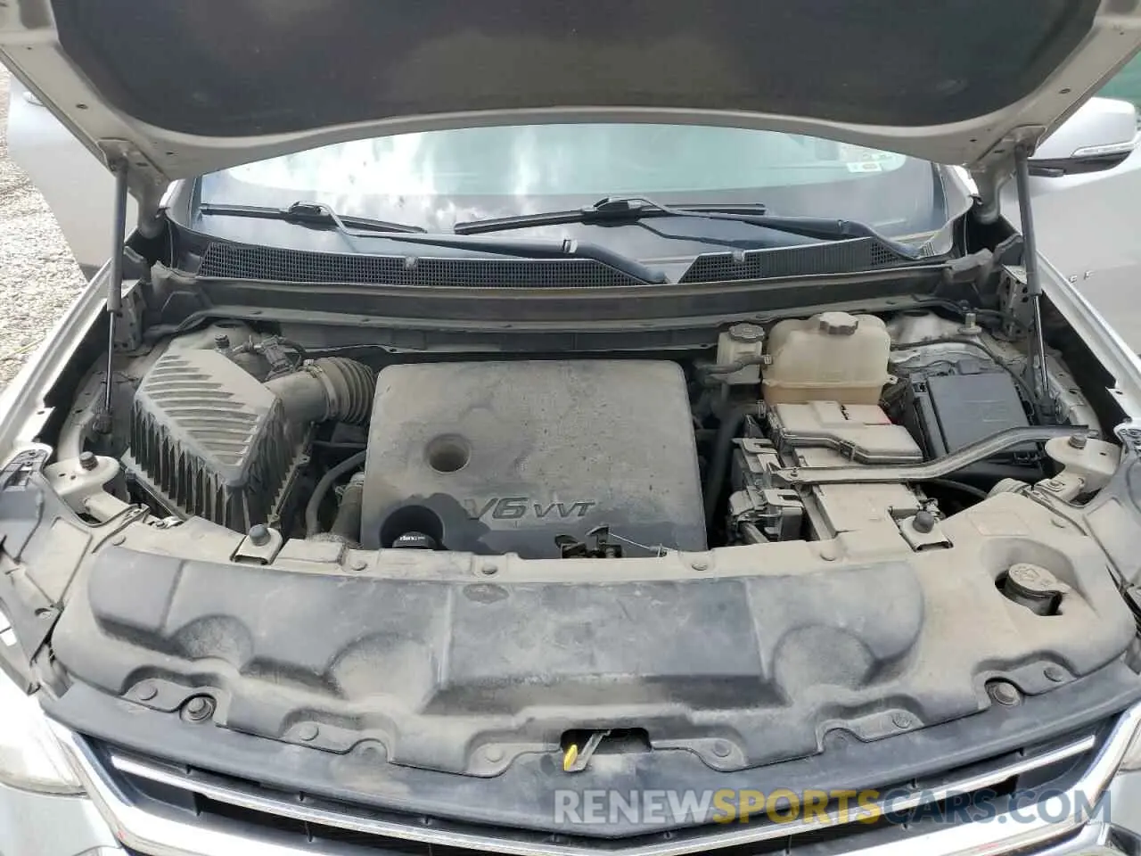 12 Photograph of a damaged car 1GNERGKW4LJ188632 CHEVROLET TRAVERSE 2020