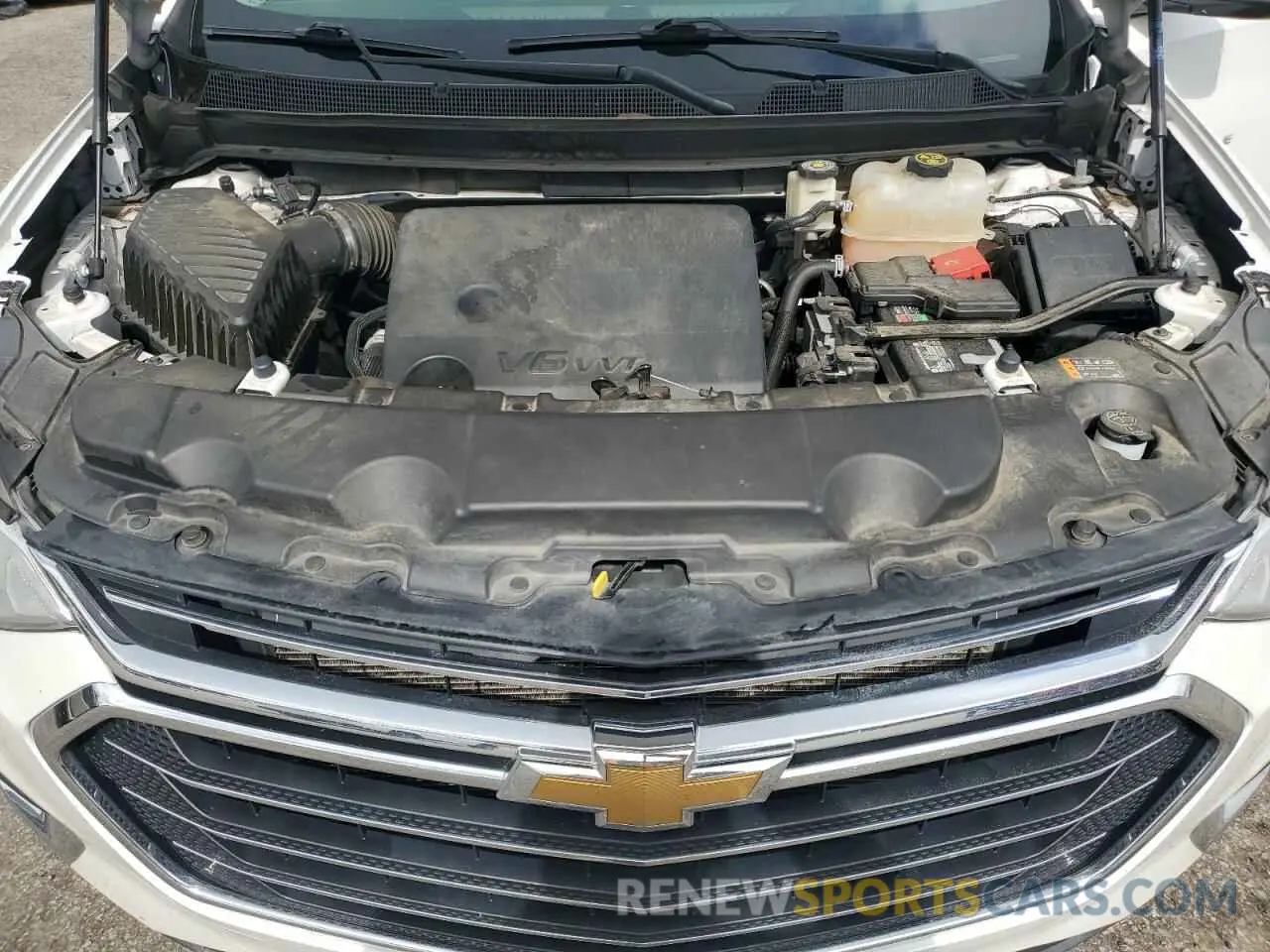 12 Photograph of a damaged car 1GNERGKW4LJ244309 CHEVROLET TRAVERSE 2020