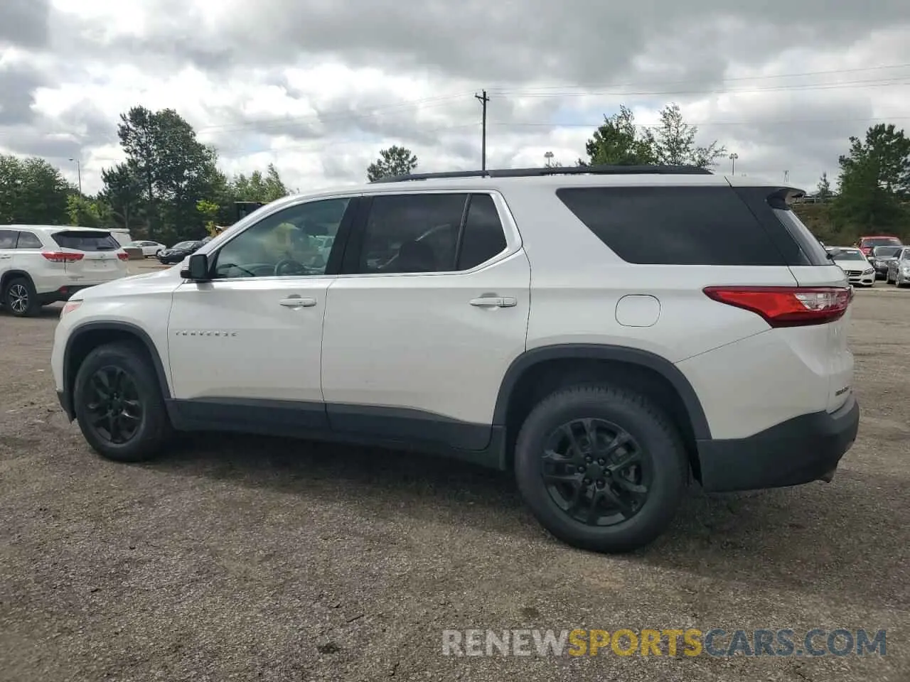 2 Photograph of a damaged car 1GNERGKW4LJ244309 CHEVROLET TRAVERSE 2020