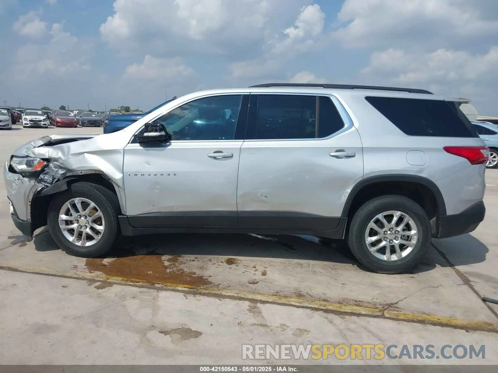 14 Photograph of a damaged car 1GNERGKW5LJ242035 CHEVROLET TRAVERSE 2020