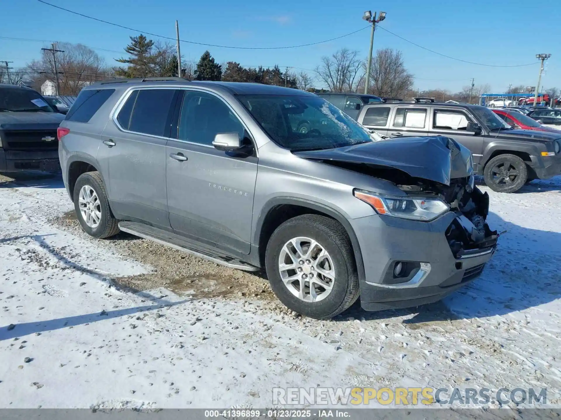 1 Photograph of a damaged car 1GNERGKW6LJ194688 CHEVROLET TRAVERSE 2020