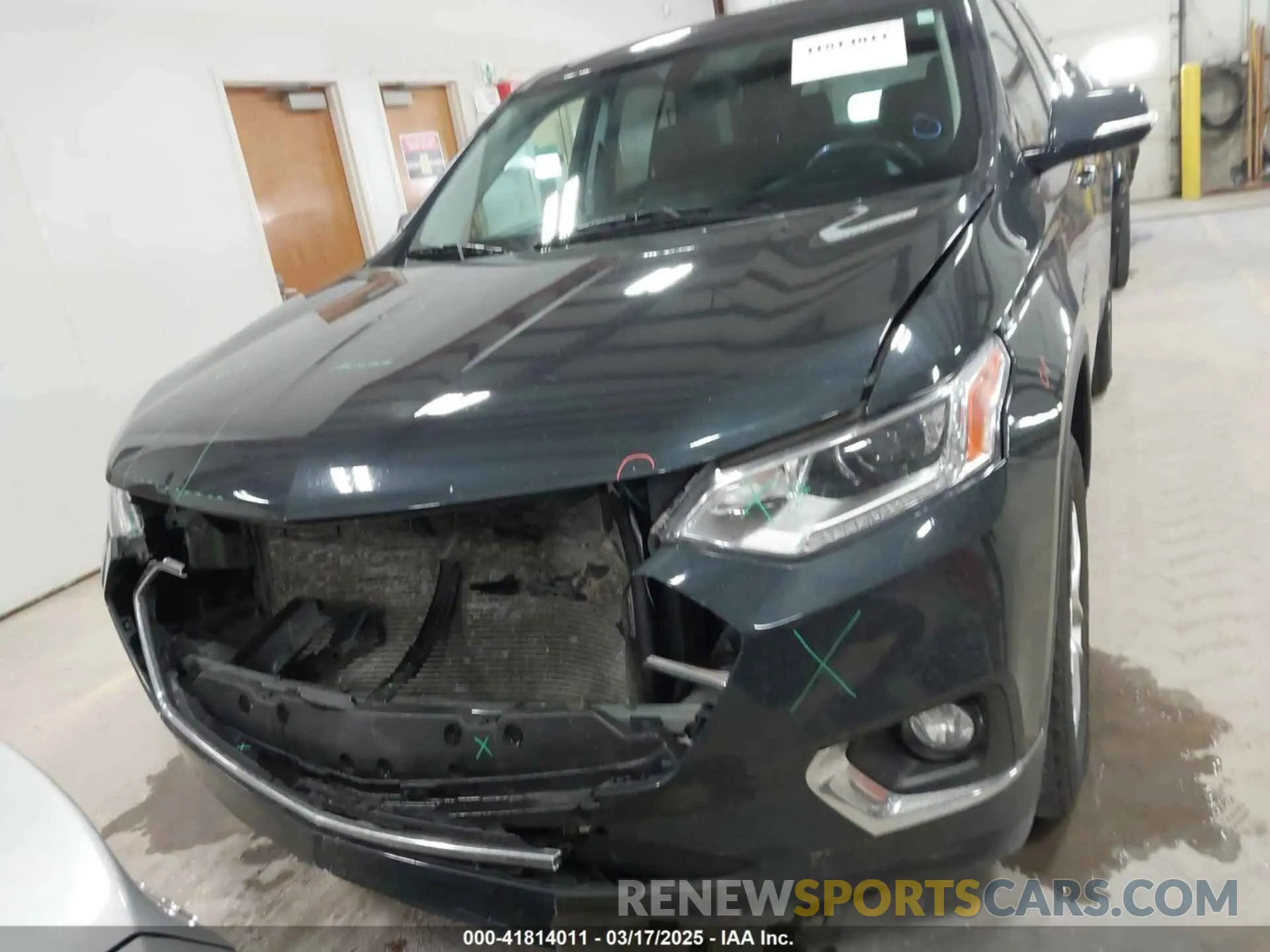 12 Photograph of a damaged car 1GNERGKW6LJ241878 CHEVROLET TRAVERSE 2020