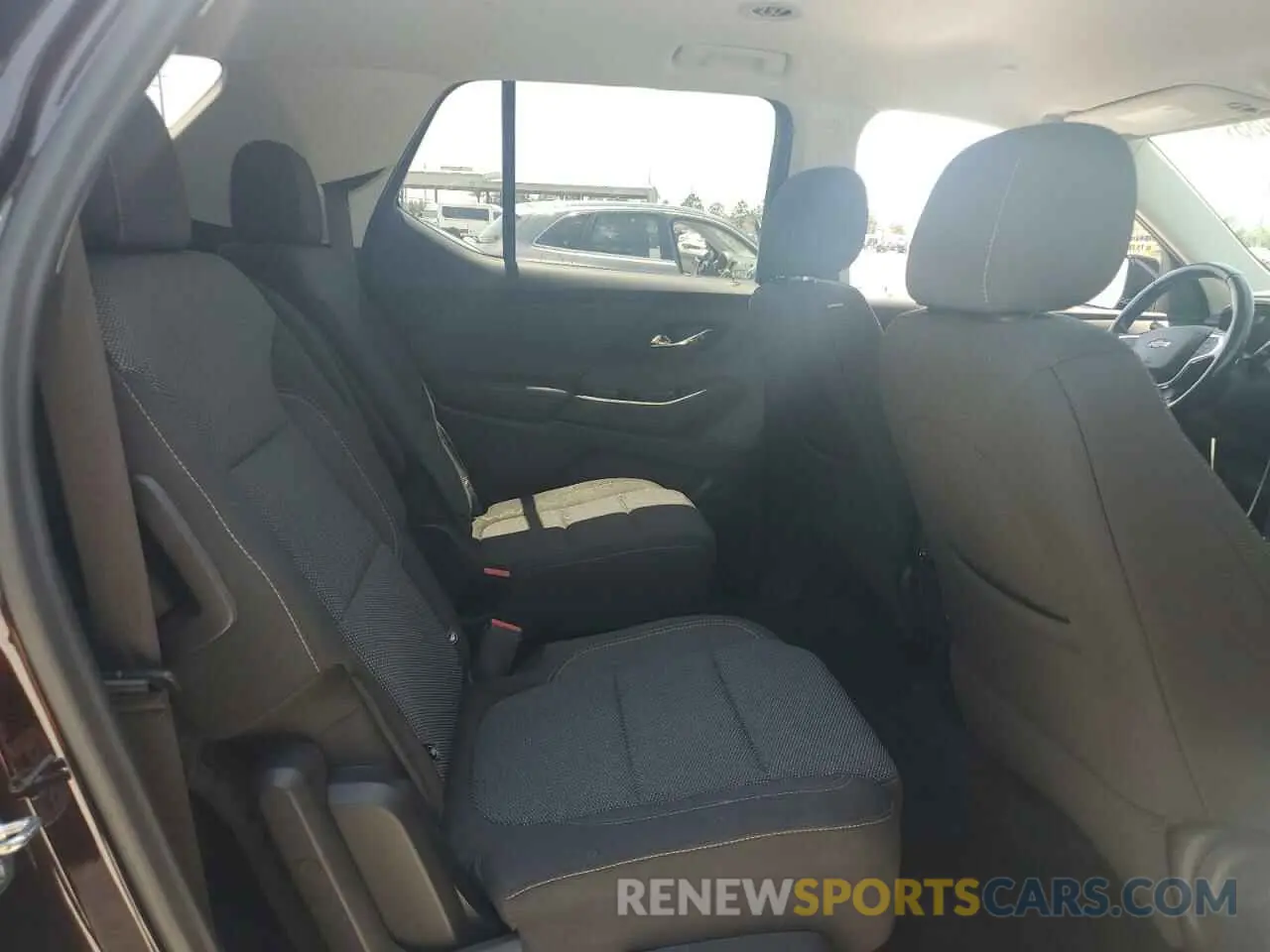 11 Photograph of a damaged car 1GNERGKW7LJ142129 CHEVROLET TRAVERSE 2020