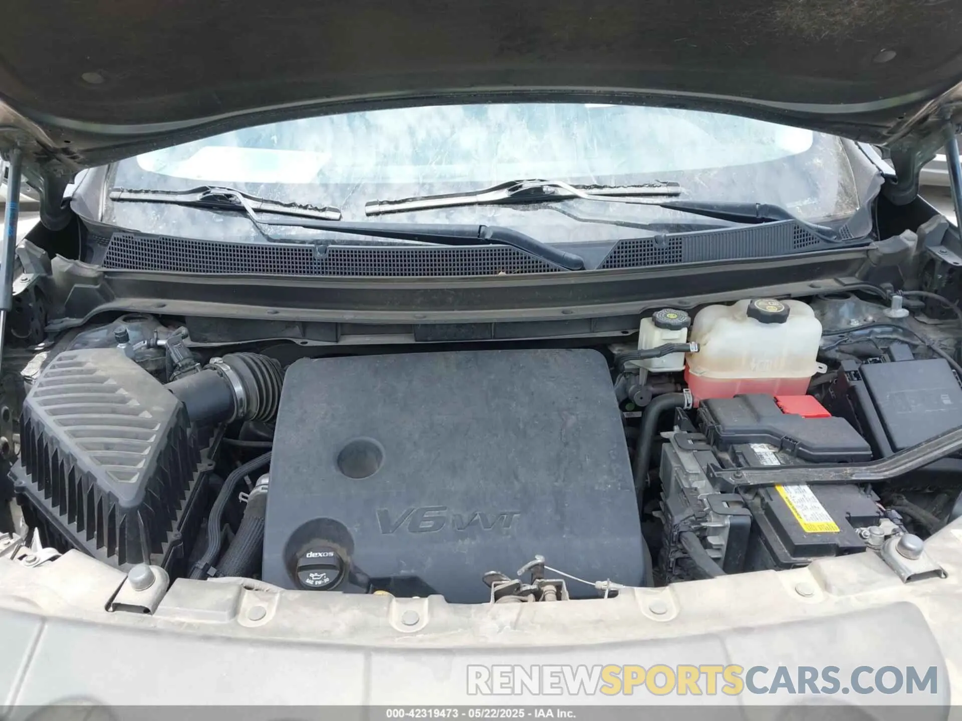 10 Photograph of a damaged car 1GNERGKW7LJ173784 CHEVROLET TRAVERSE 2020