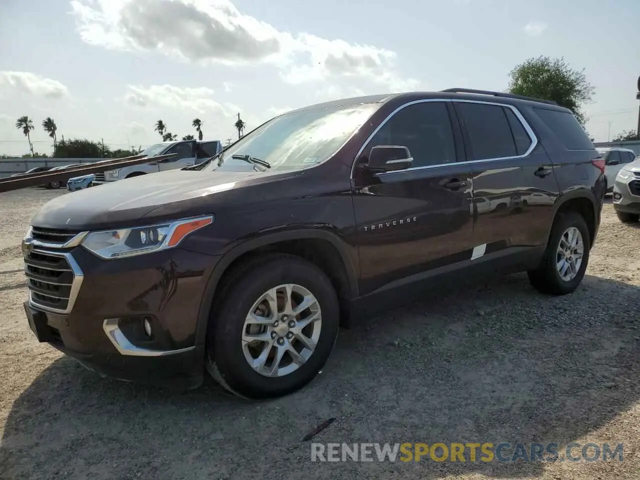 1 Photograph of a damaged car 1GNERGKW7LJ175339 CHEVROLET TRAVERSE 2020