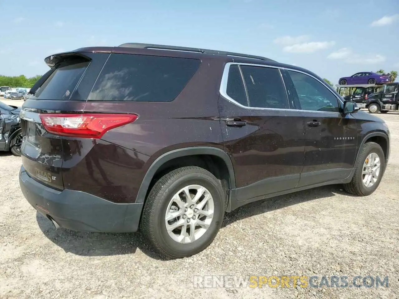 3 Photograph of a damaged car 1GNERGKW7LJ175339 CHEVROLET TRAVERSE 2020