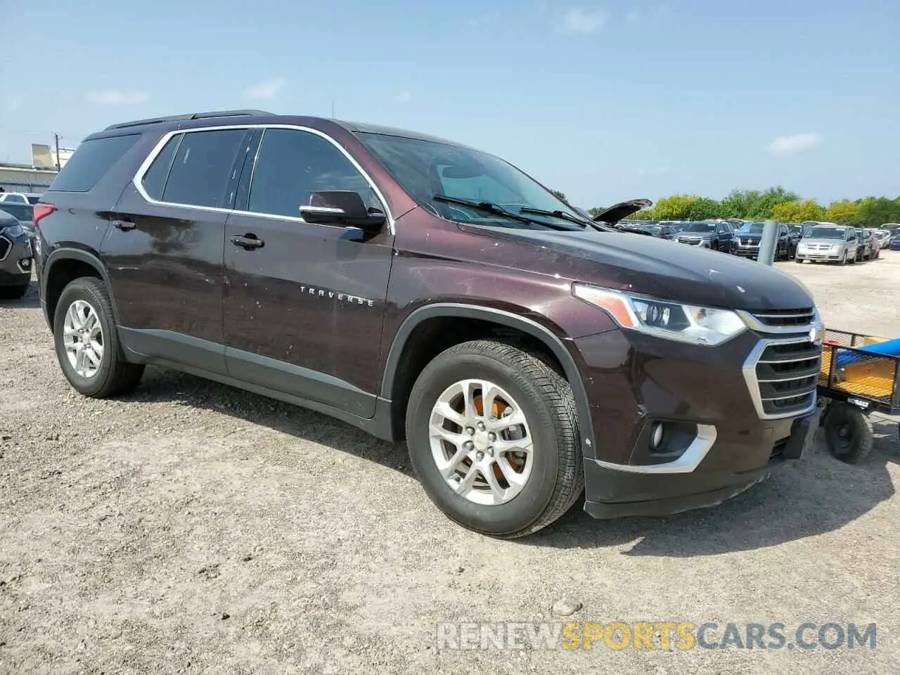 4 Photograph of a damaged car 1GNERGKW7LJ175339 CHEVROLET TRAVERSE 2020