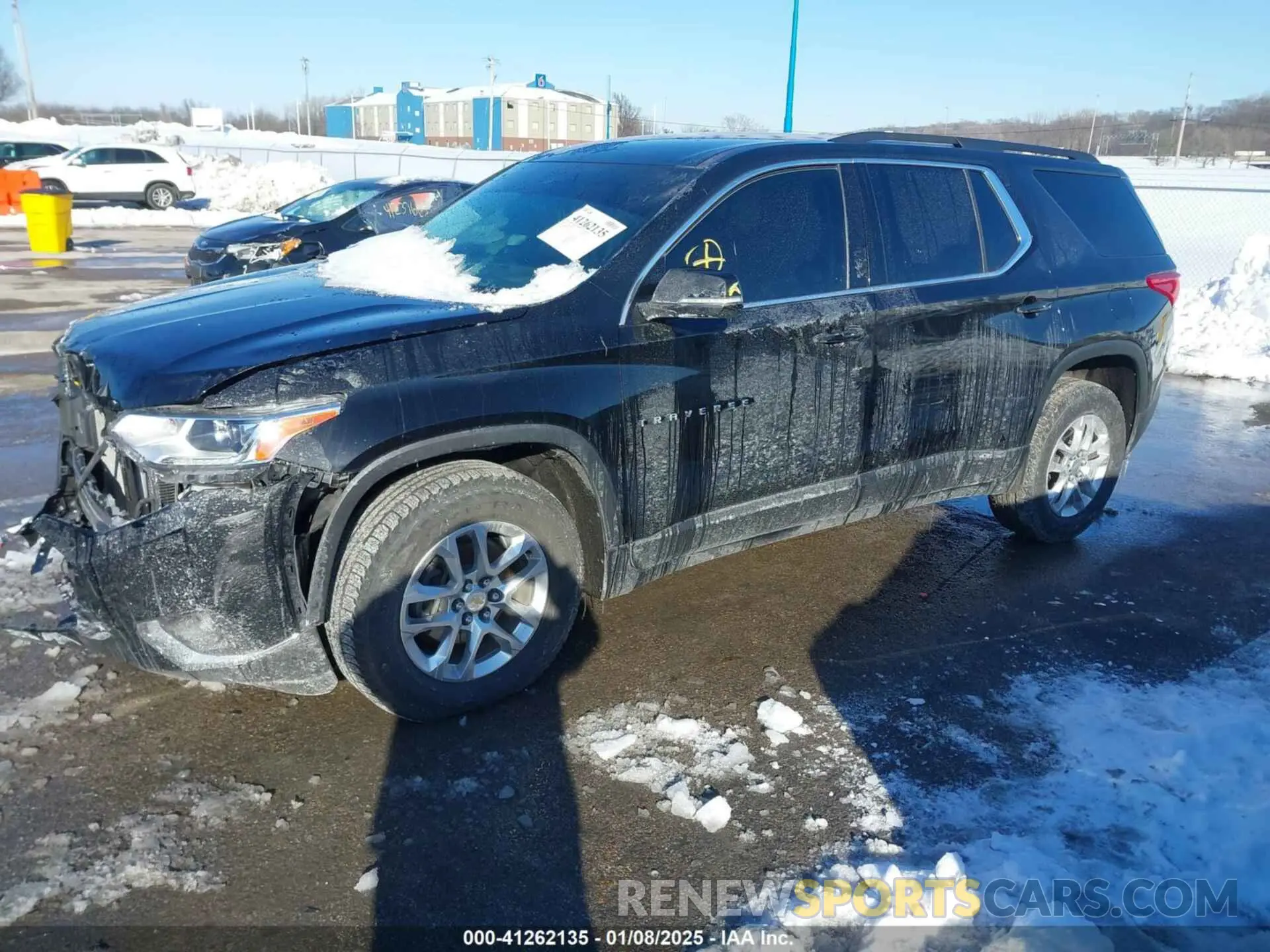 2 Photograph of a damaged car 1GNERGKW7LJ191671 CHEVROLET TRAVERSE 2020