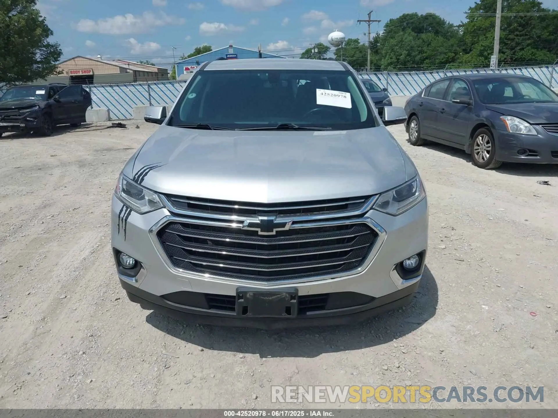 12 Photograph of a damaged car 1GNERGKW7LJ191749 CHEVROLET TRAVERSE 2020