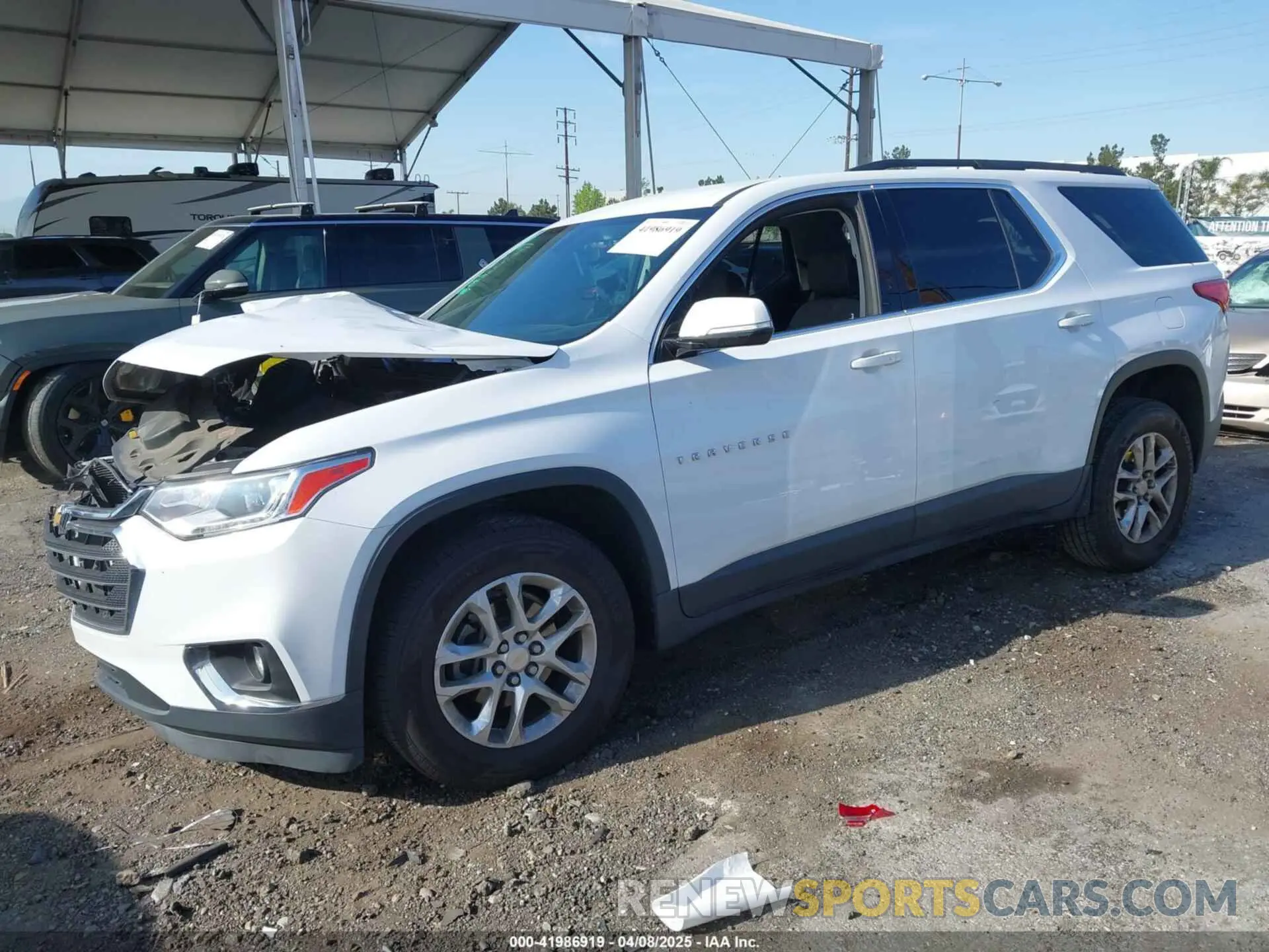 2 Photograph of a damaged car 1GNERGKW8LJ220868 CHEVROLET TRAVERSE 2020