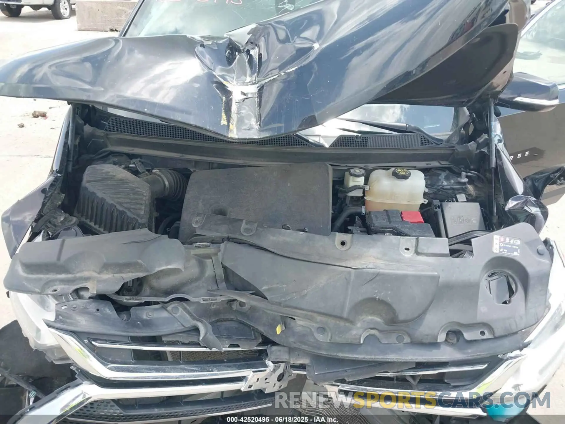 10 Photograph of a damaged car 1GNERGKW8LJ246502 CHEVROLET TRAVERSE 2020