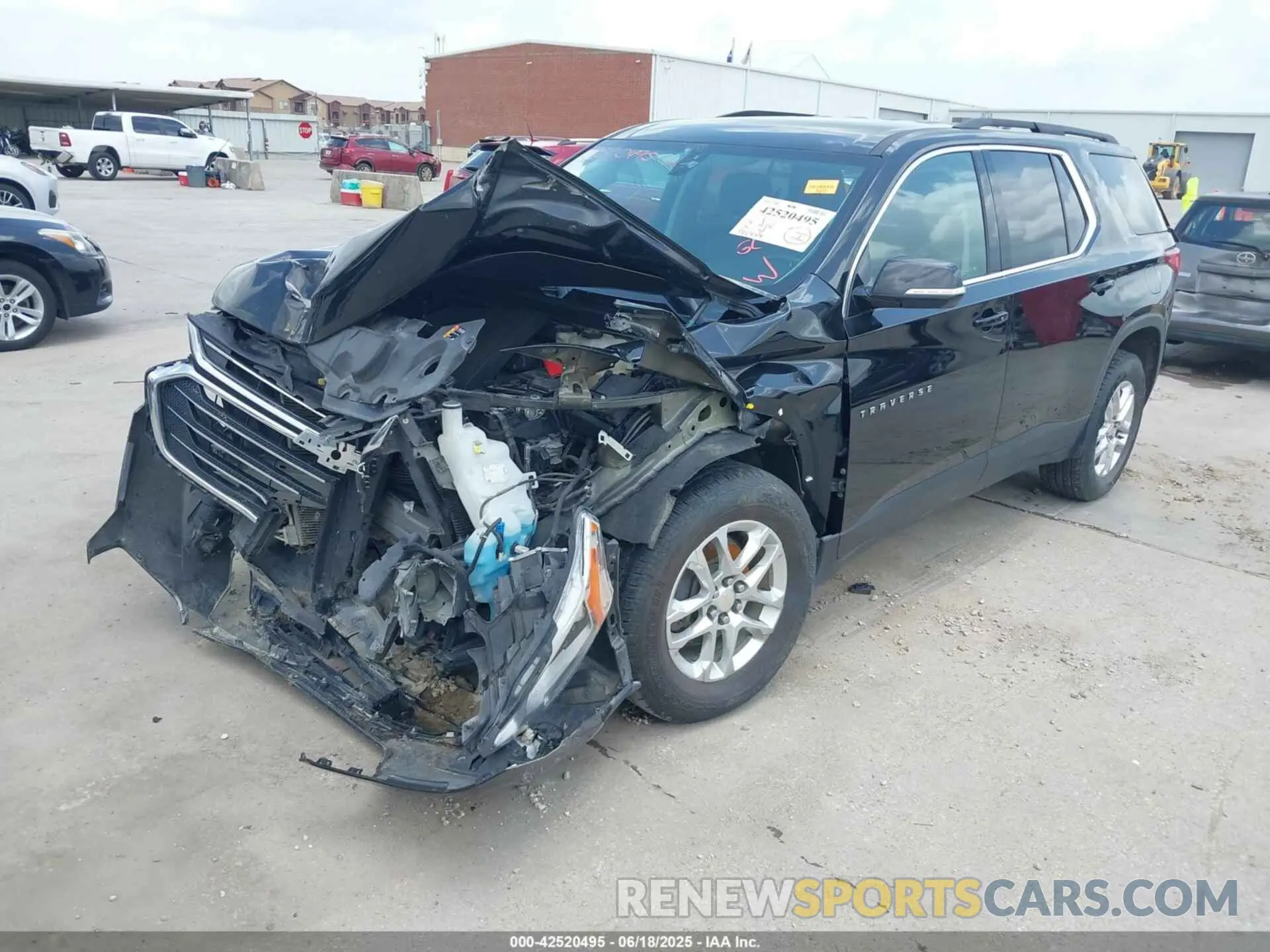 2 Photograph of a damaged car 1GNERGKW8LJ246502 CHEVROLET TRAVERSE 2020