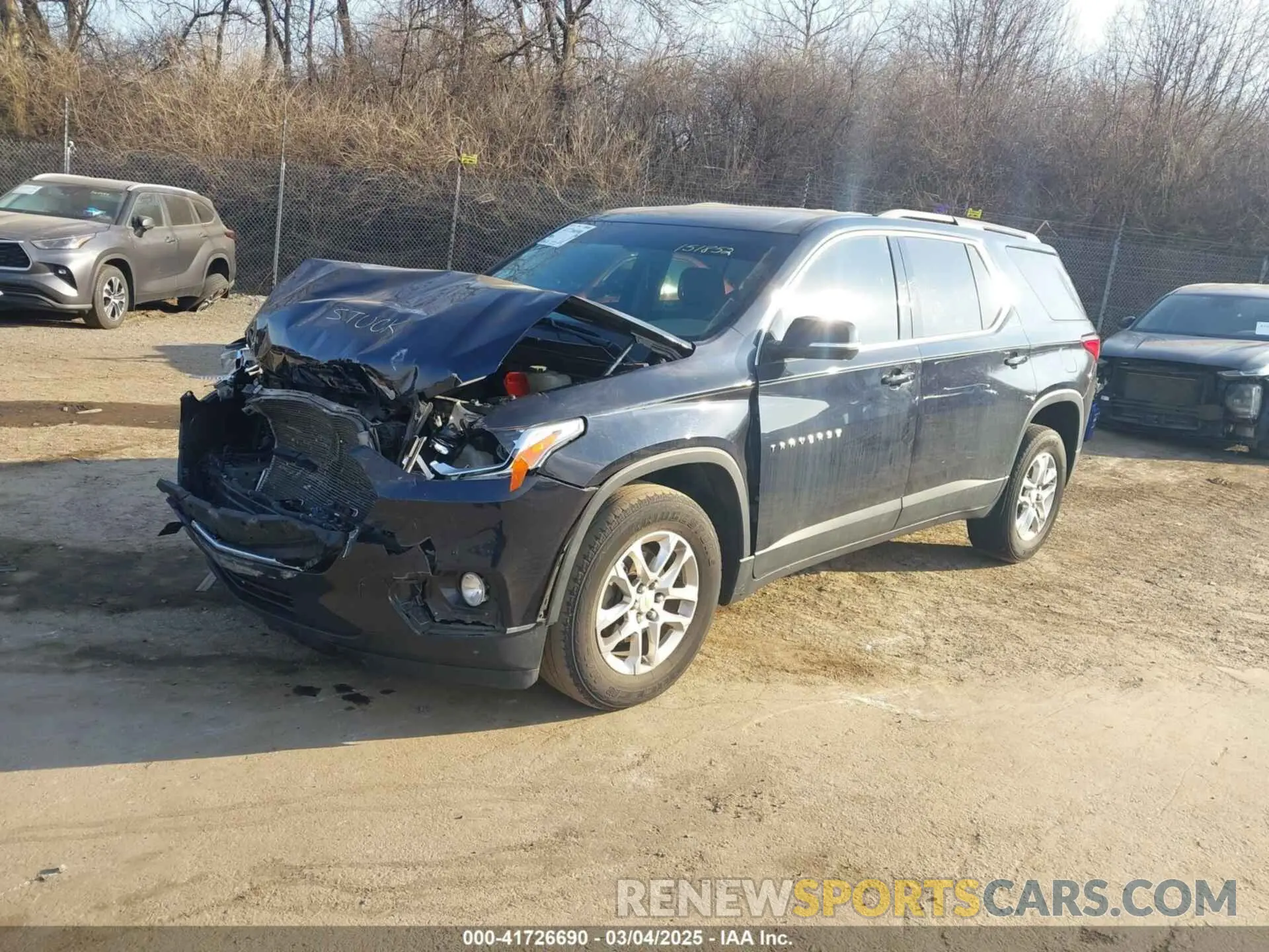 2 Photograph of a damaged car 1GNERGKW9LJ151852 CHEVROLET TRAVERSE 2020