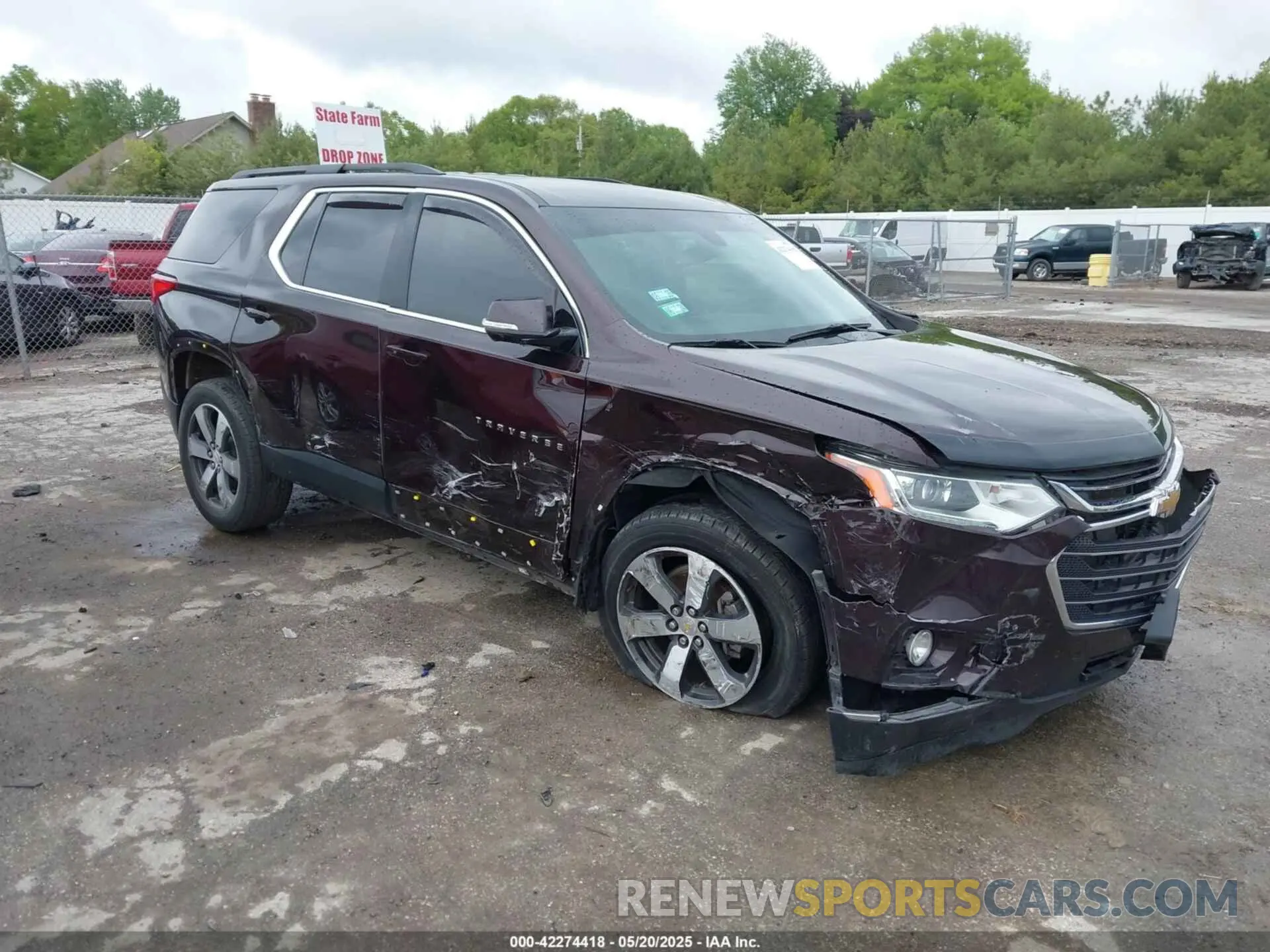 1 Photograph of a damaged car 1GNERHKW0LJ102707 CHEVROLET TRAVERSE 2020