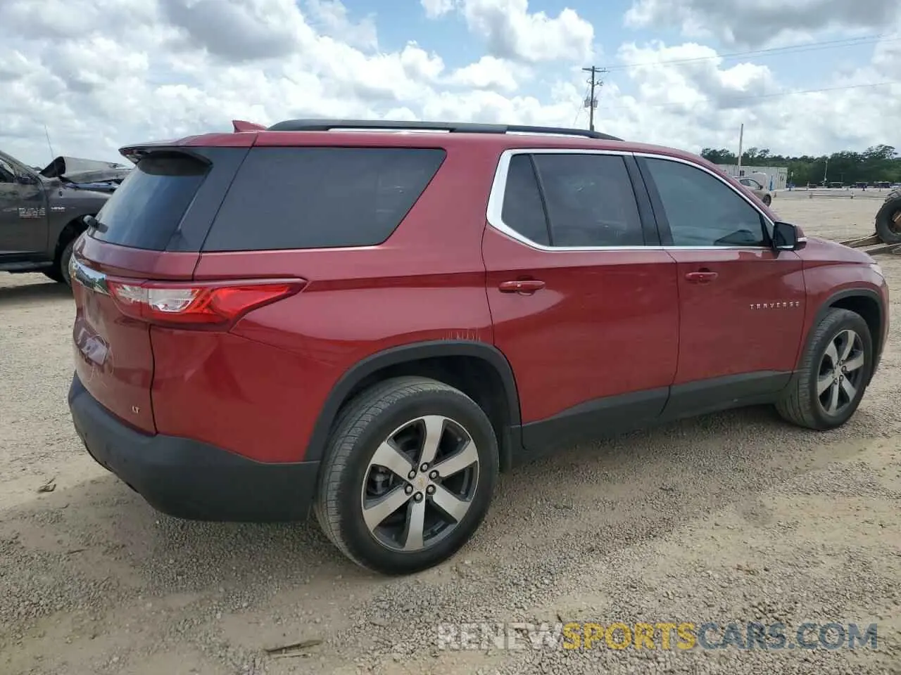 3 Photograph of a damaged car 1GNERHKW0LJ244037 CHEVROLET TRAVERSE 2020