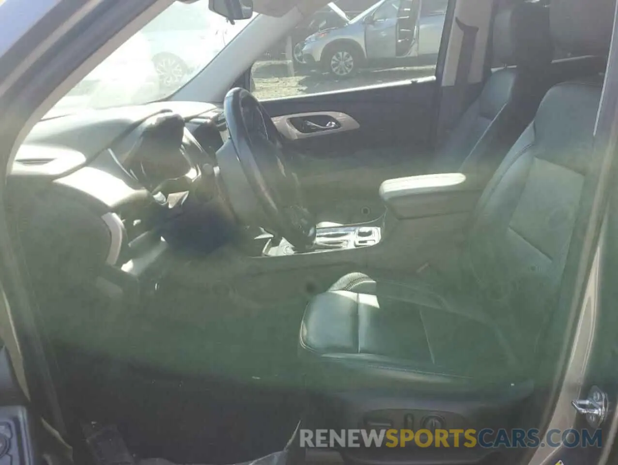 7 Photograph of a damaged car 1GNERHKW2LJ105205 CHEVROLET TRAVERSE 2020