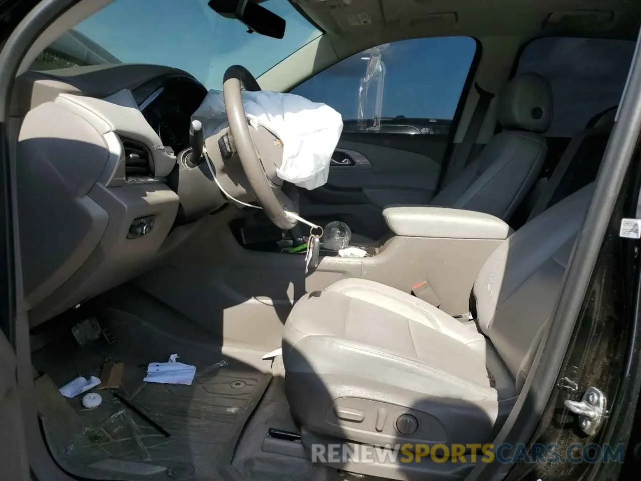 7 Photograph of a damaged car 1GNERHKW2LJ300026 CHEVROLET TRAVERSE 2020