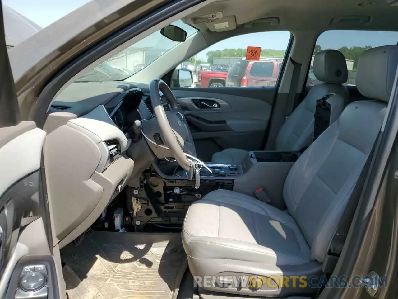 7 Photograph of a damaged car 1GNERHKW3LJ127570 CHEVROLET TRAVERSE 2020