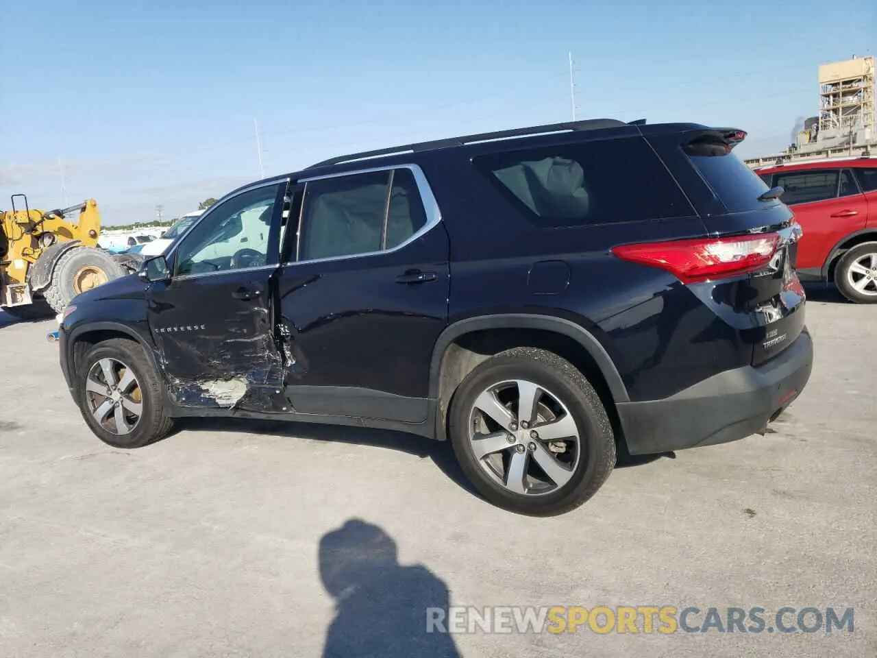 2 Photograph of a damaged car 1GNERHKW4LJ129571 CHEVROLET TRAVERSE 2020