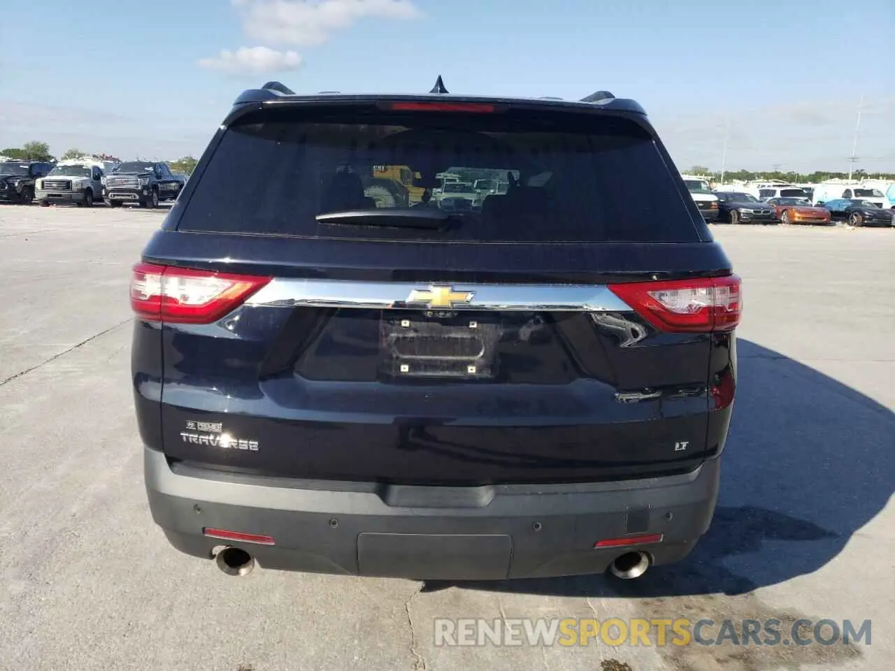 6 Photograph of a damaged car 1GNERHKW4LJ129571 CHEVROLET TRAVERSE 2020