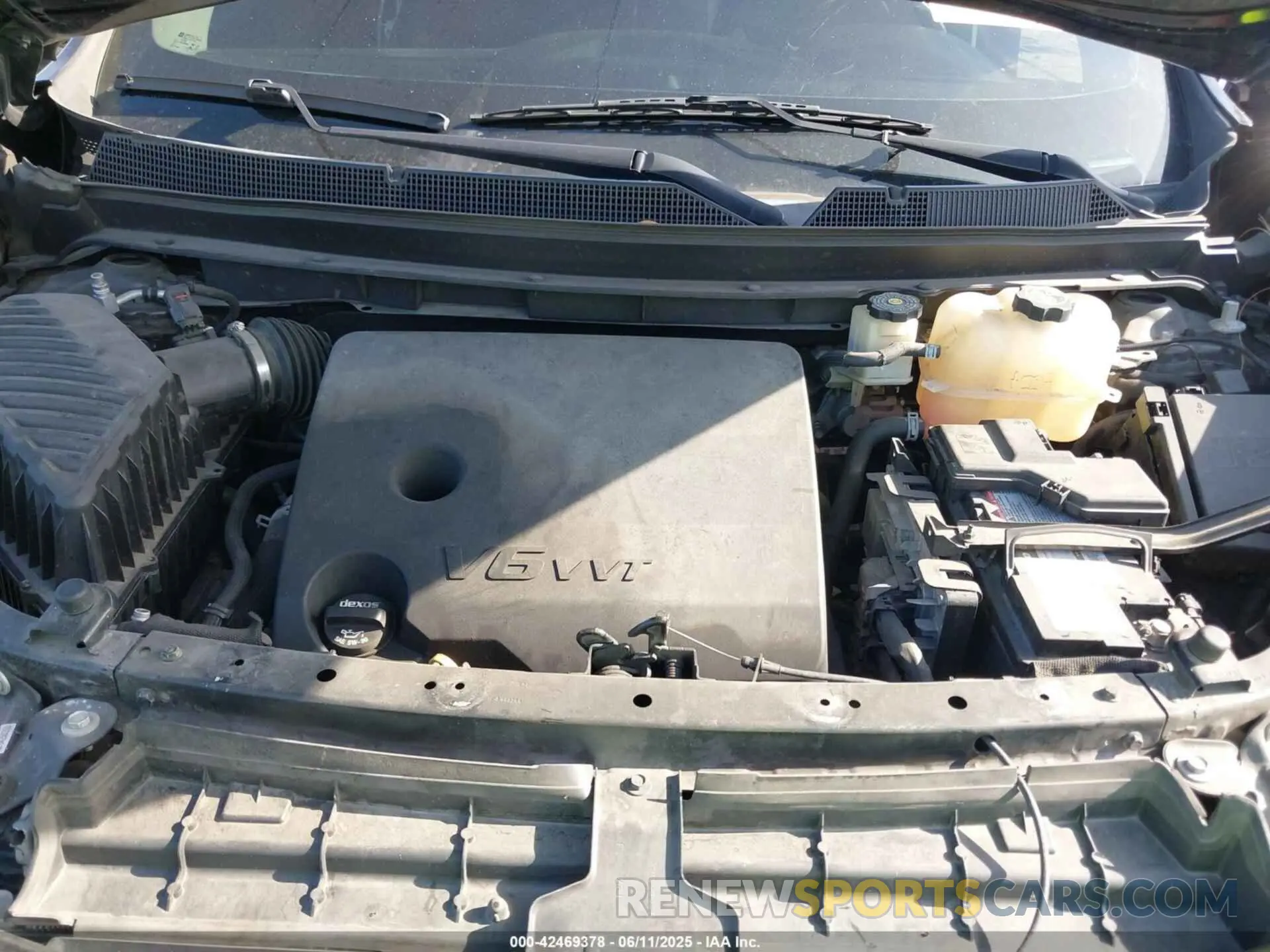 10 Photograph of a damaged car 1GNERHKW4LJ248270 CHEVROLET TRAVERSE 2020