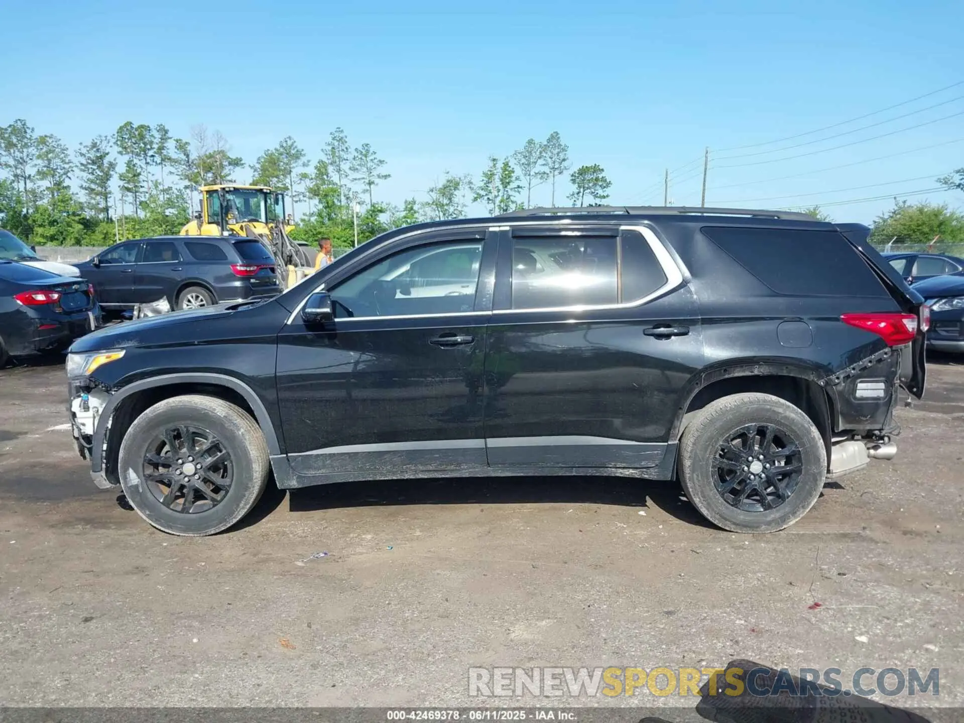 14 Photograph of a damaged car 1GNERHKW4LJ248270 CHEVROLET TRAVERSE 2020