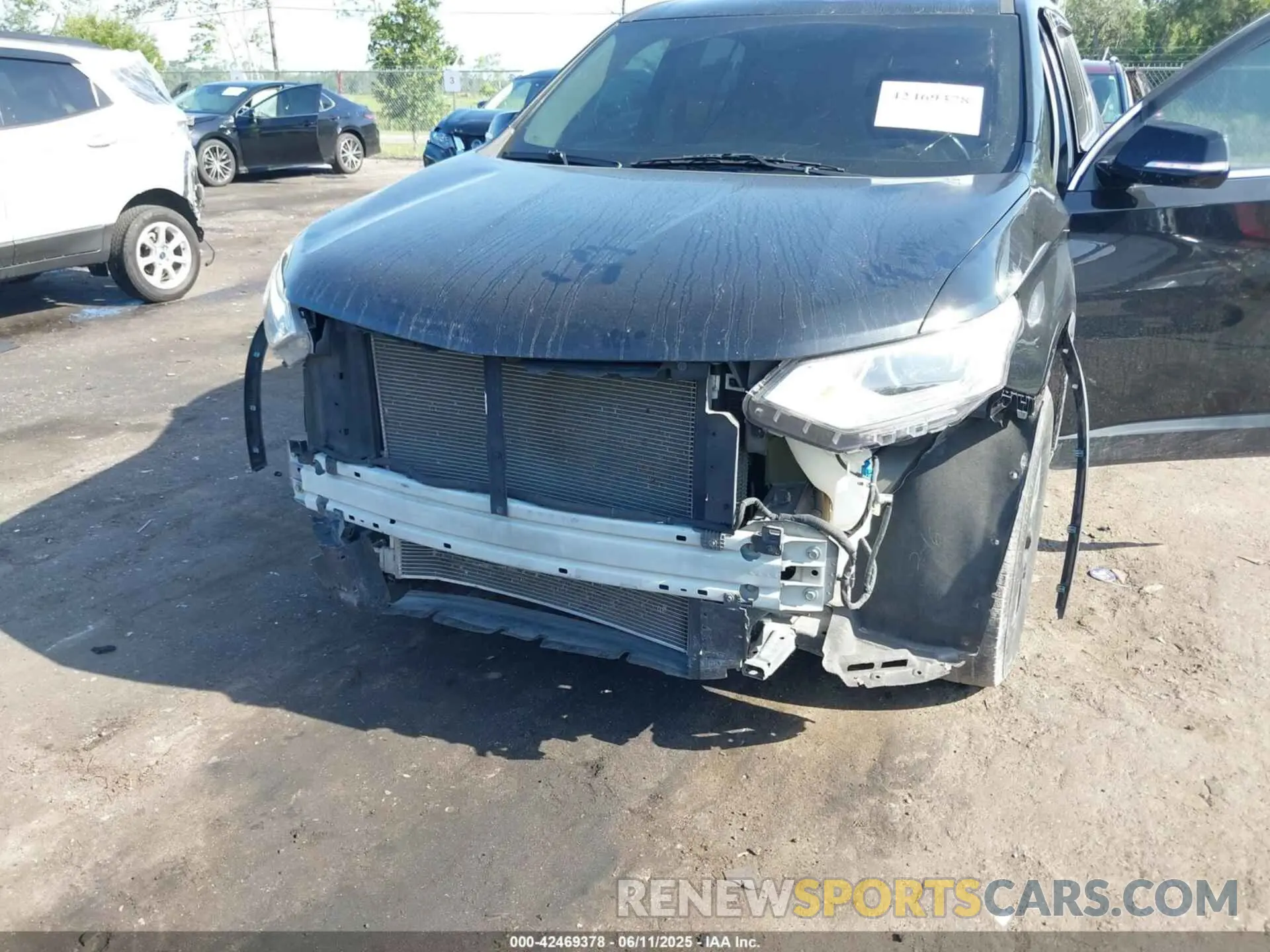 6 Photograph of a damaged car 1GNERHKW4LJ248270 CHEVROLET TRAVERSE 2020