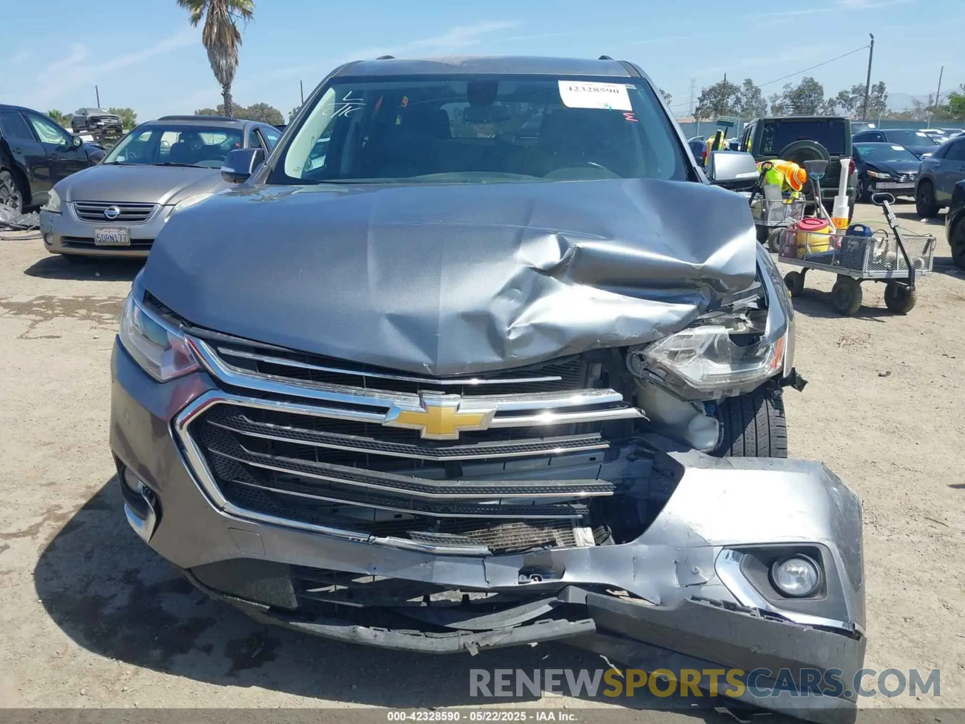 12 Photograph of a damaged car 1GNERHKW5LJ134942 CHEVROLET TRAVERSE 2020