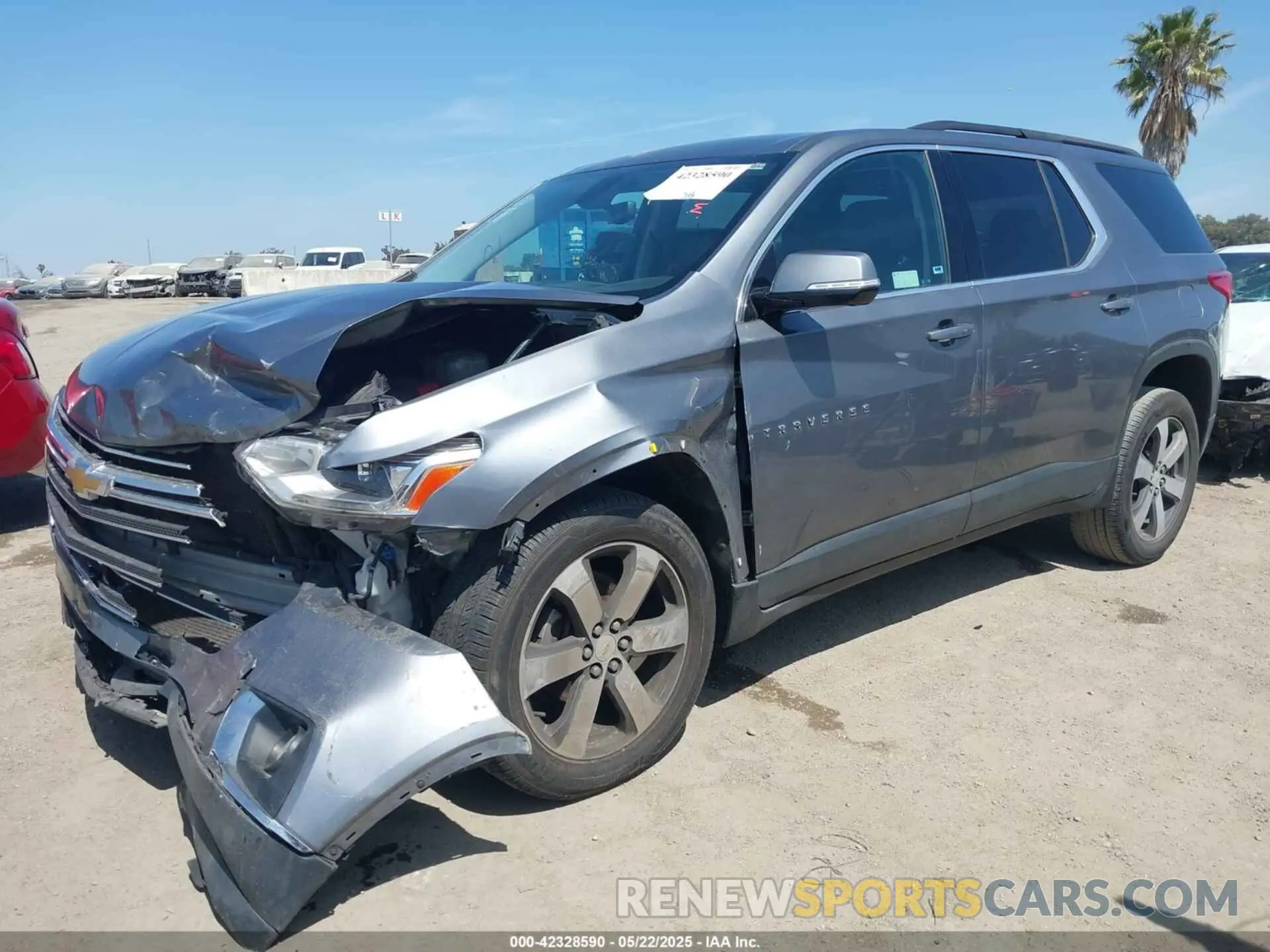 2 Photograph of a damaged car 1GNERHKW5LJ134942 CHEVROLET TRAVERSE 2020