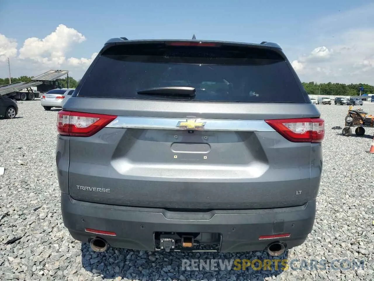 6 Photograph of a damaged car 1GNERHKW5LJ205217 CHEVROLET TRAVERSE 2020