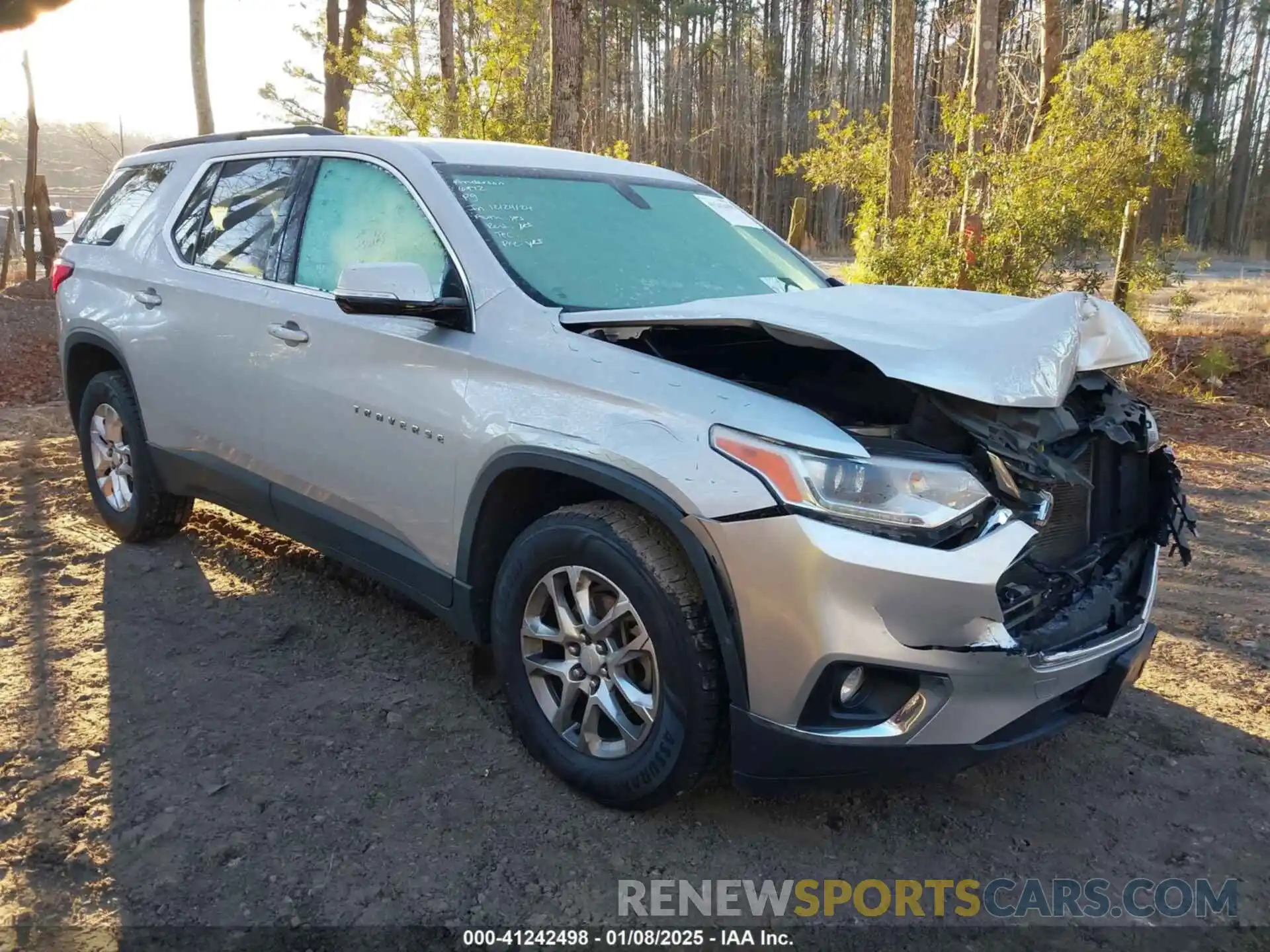 1 Photograph of a damaged car 1GNERHKW6LJ143908 CHEVROLET TRAVERSE 2020