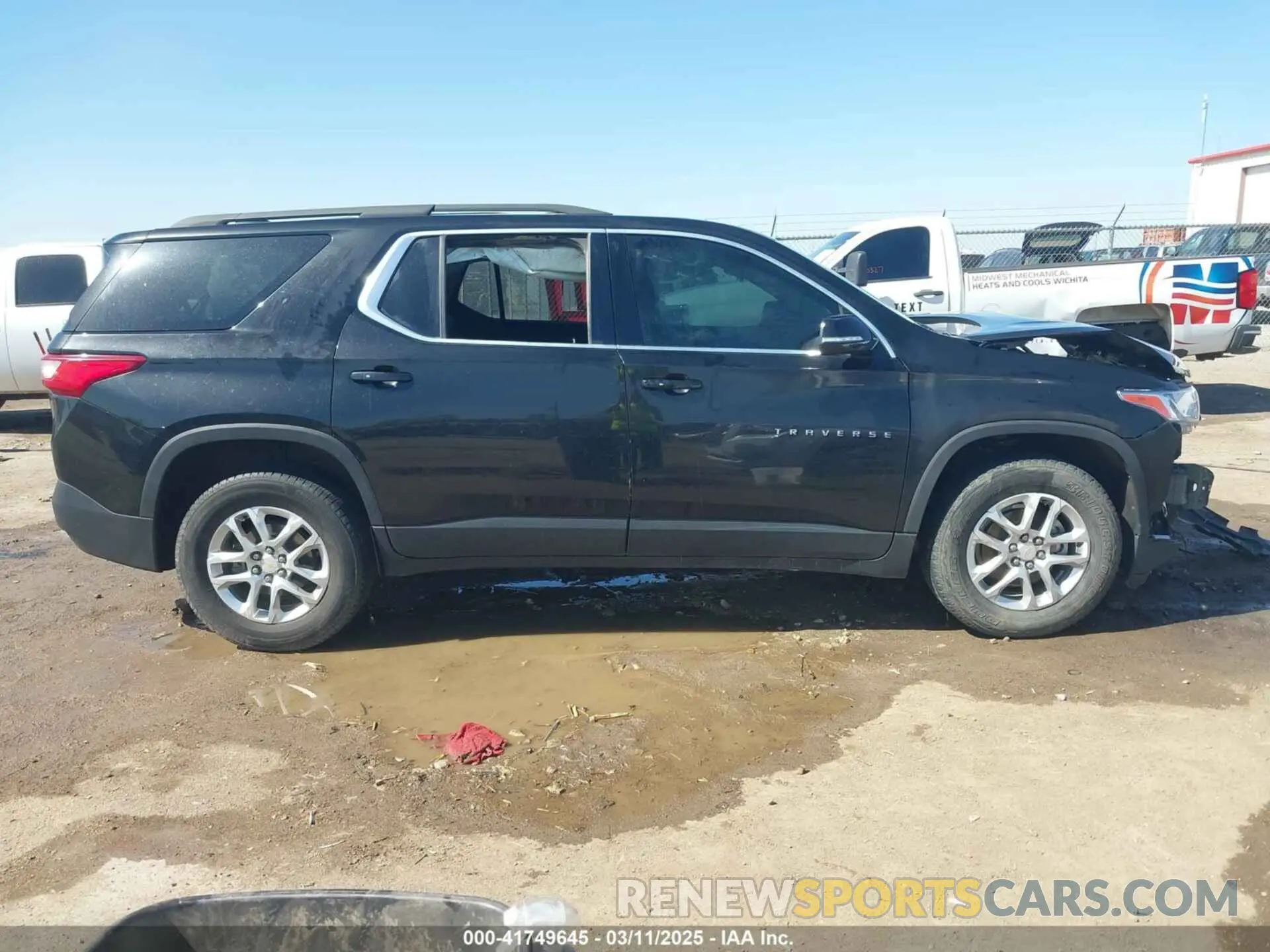 14 Photograph of a damaged car 1GNERHKW6LJ164337 CHEVROLET TRAVERSE 2020