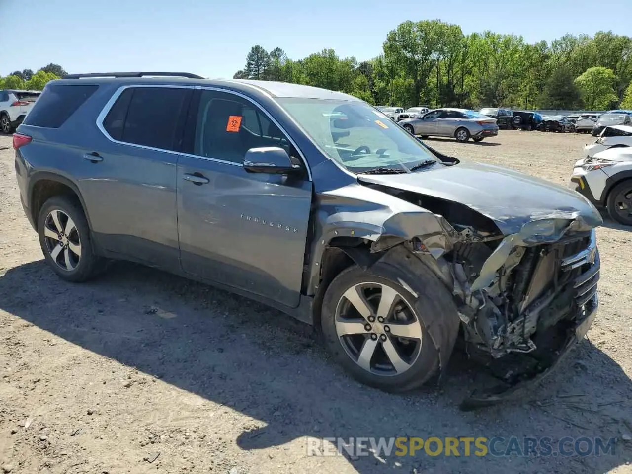 4 Photograph of a damaged car 1GNERHKW7LJ136756 CHEVROLET TRAVERSE 2020